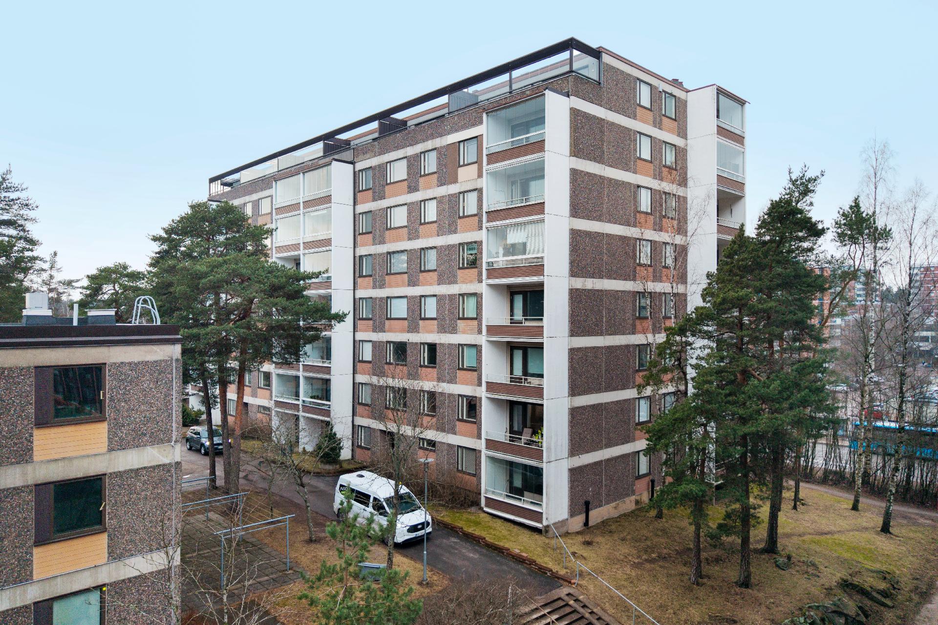 Kääntöpiiri 2, Olari, Espoo