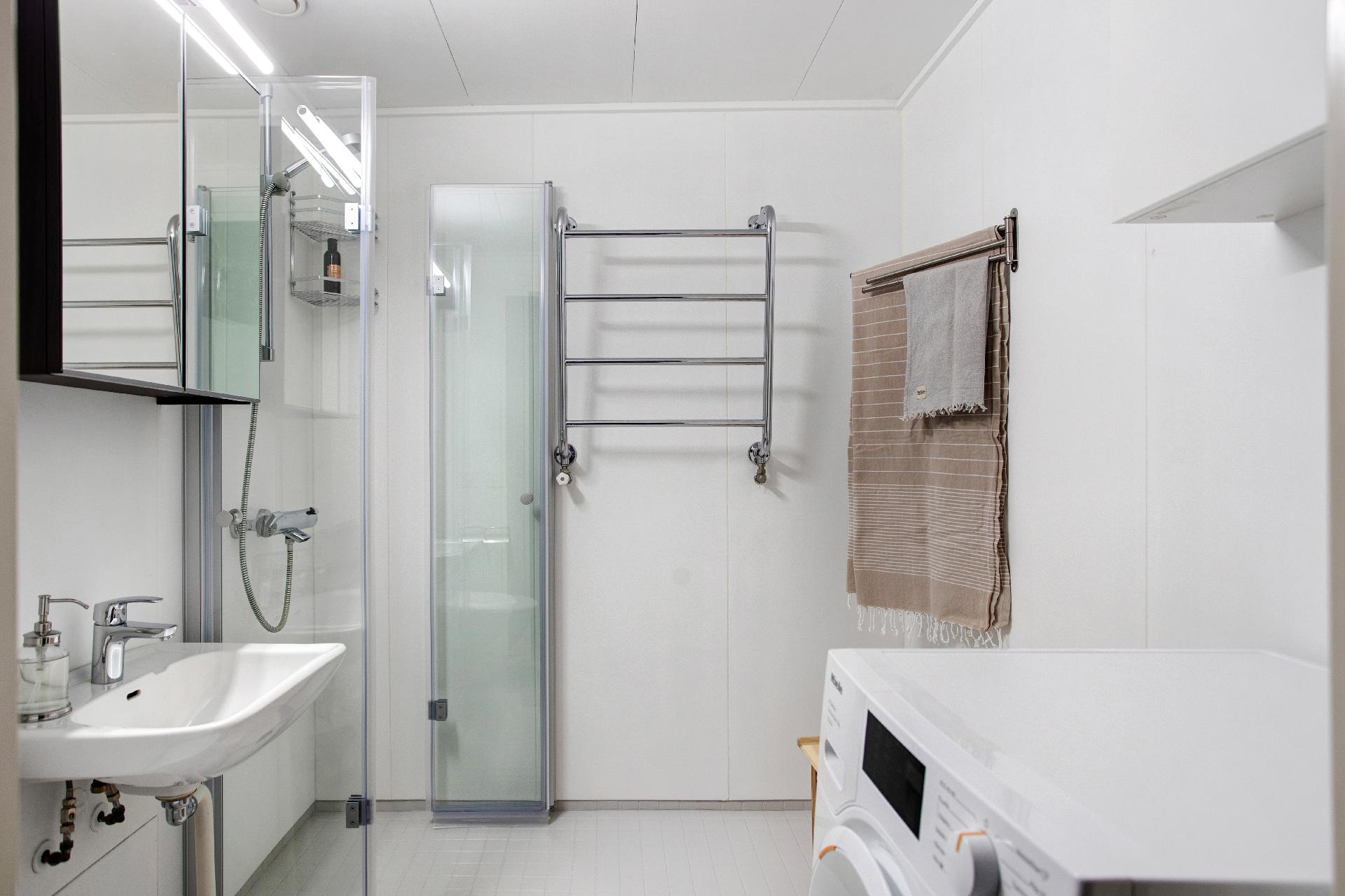 Kääntöpiiri 2, Olari, Espoo