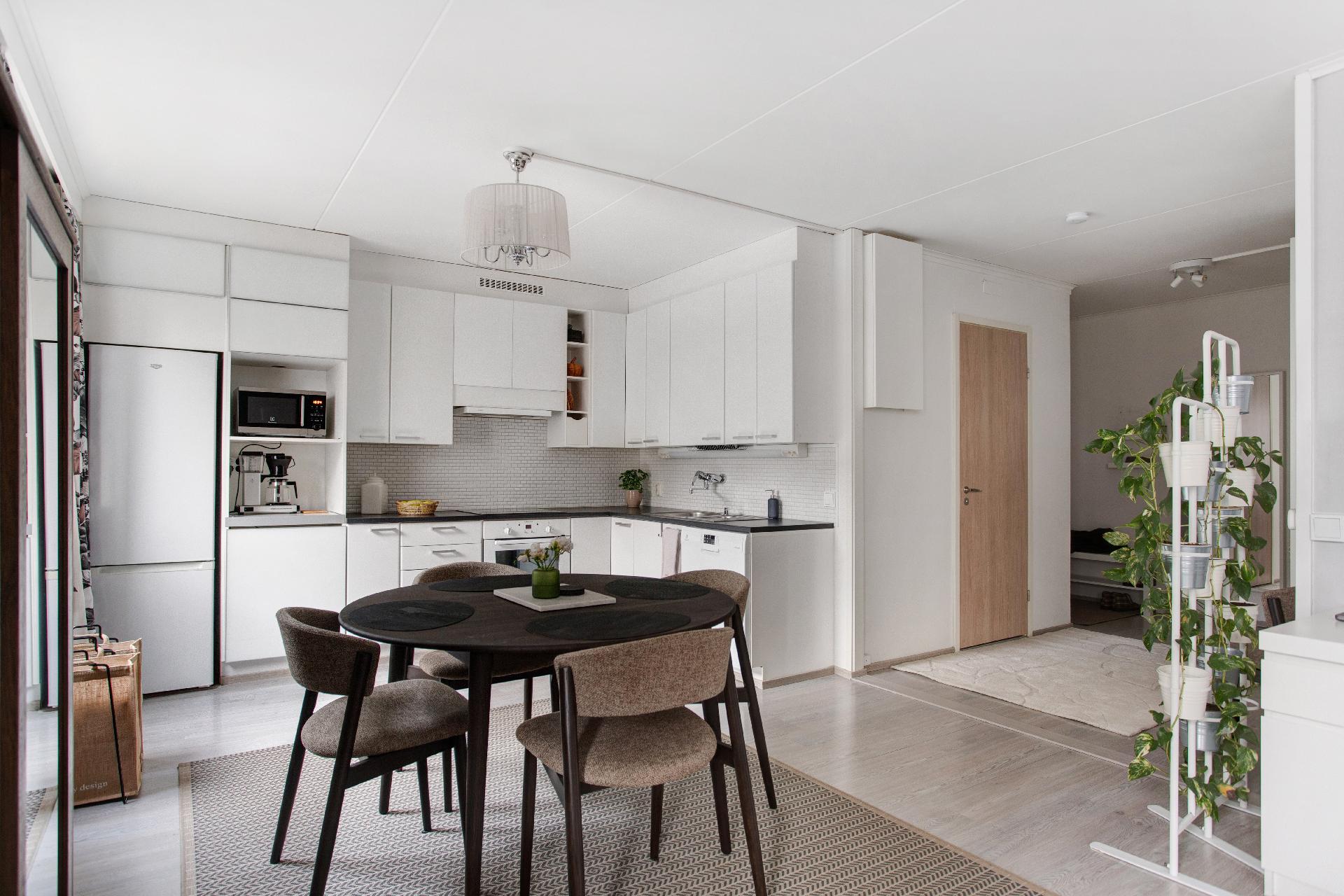 Kääntöpiiri 2, Olari, Espoo