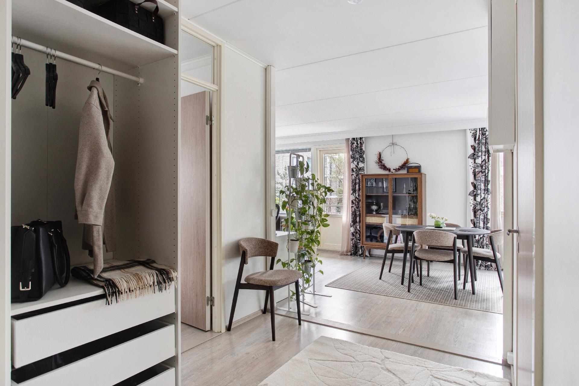 Kääntöpiiri 2, Olari, Espoo