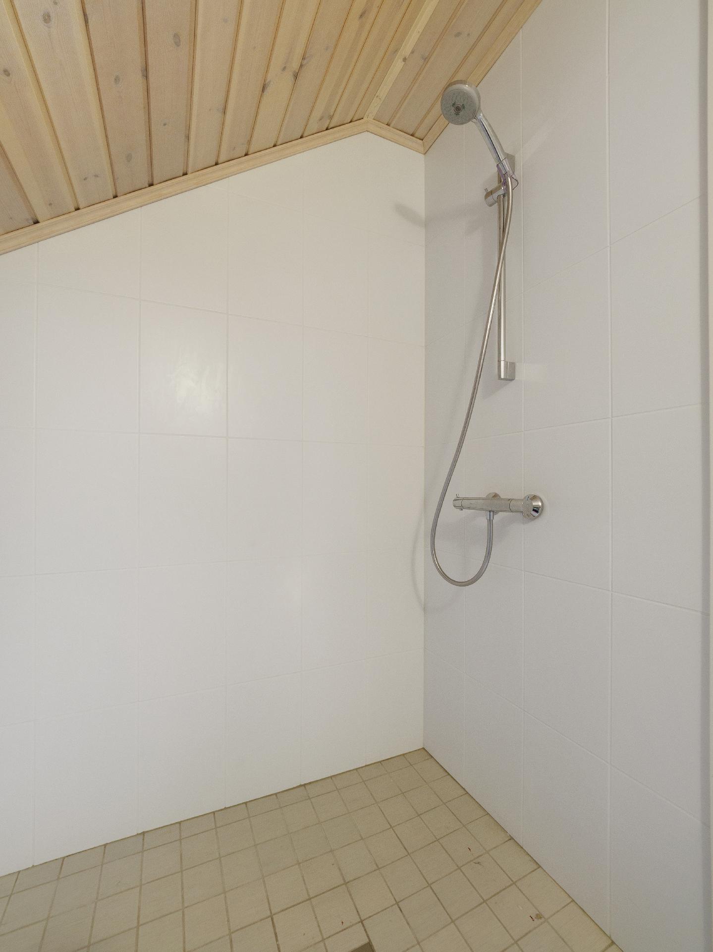 Linkkutie 1, Kylmäoja, Kontiolahti