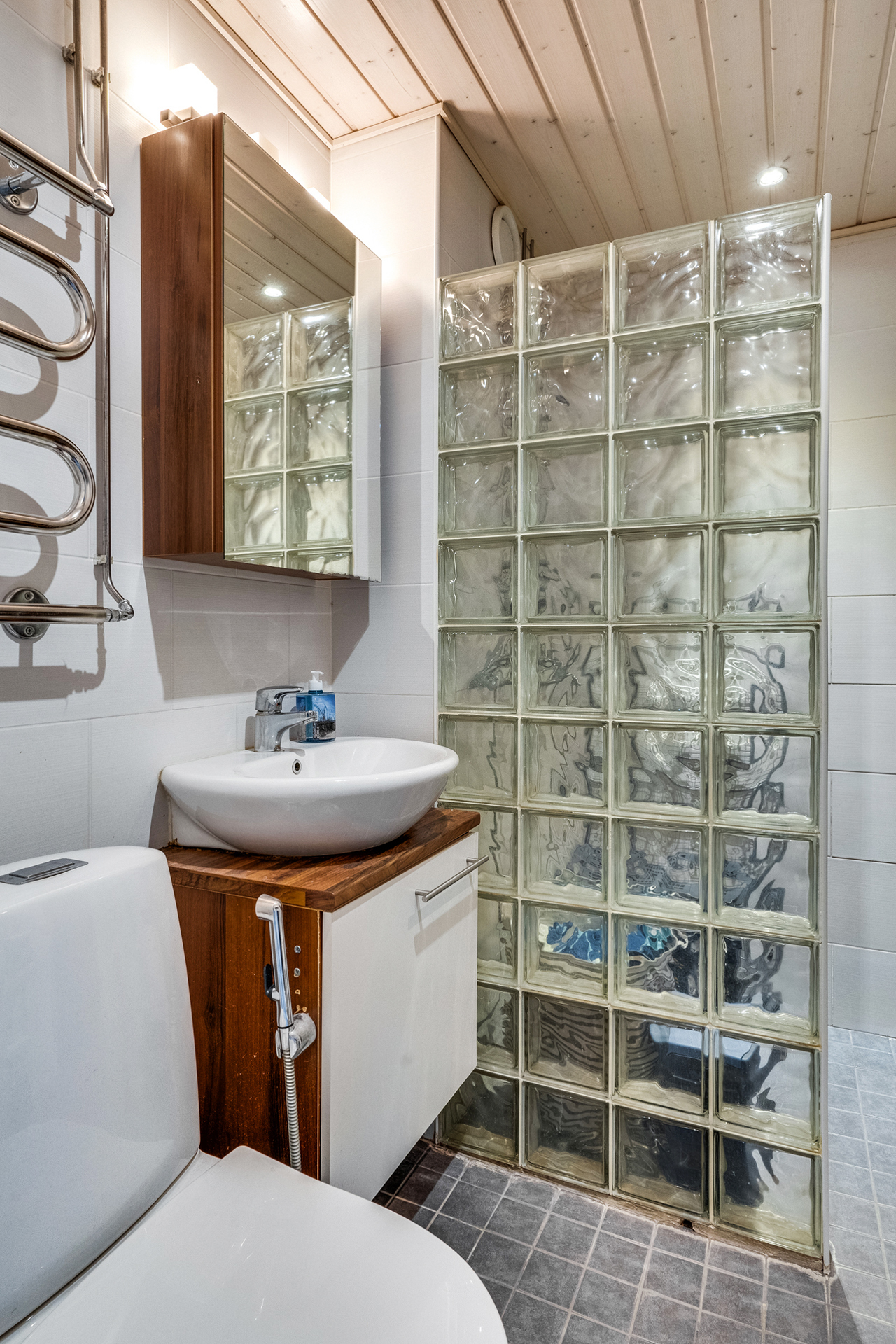 Riihitie 3, Pikkola, Kangasala