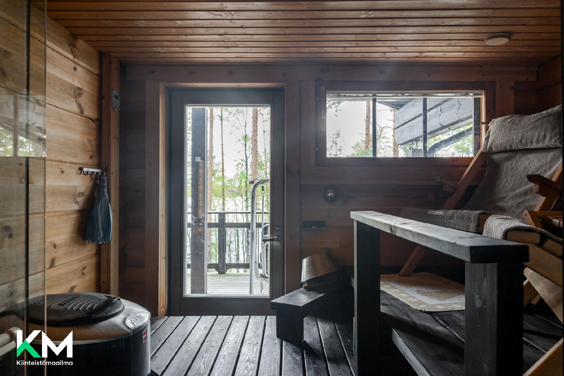 vanhan mökin sauna