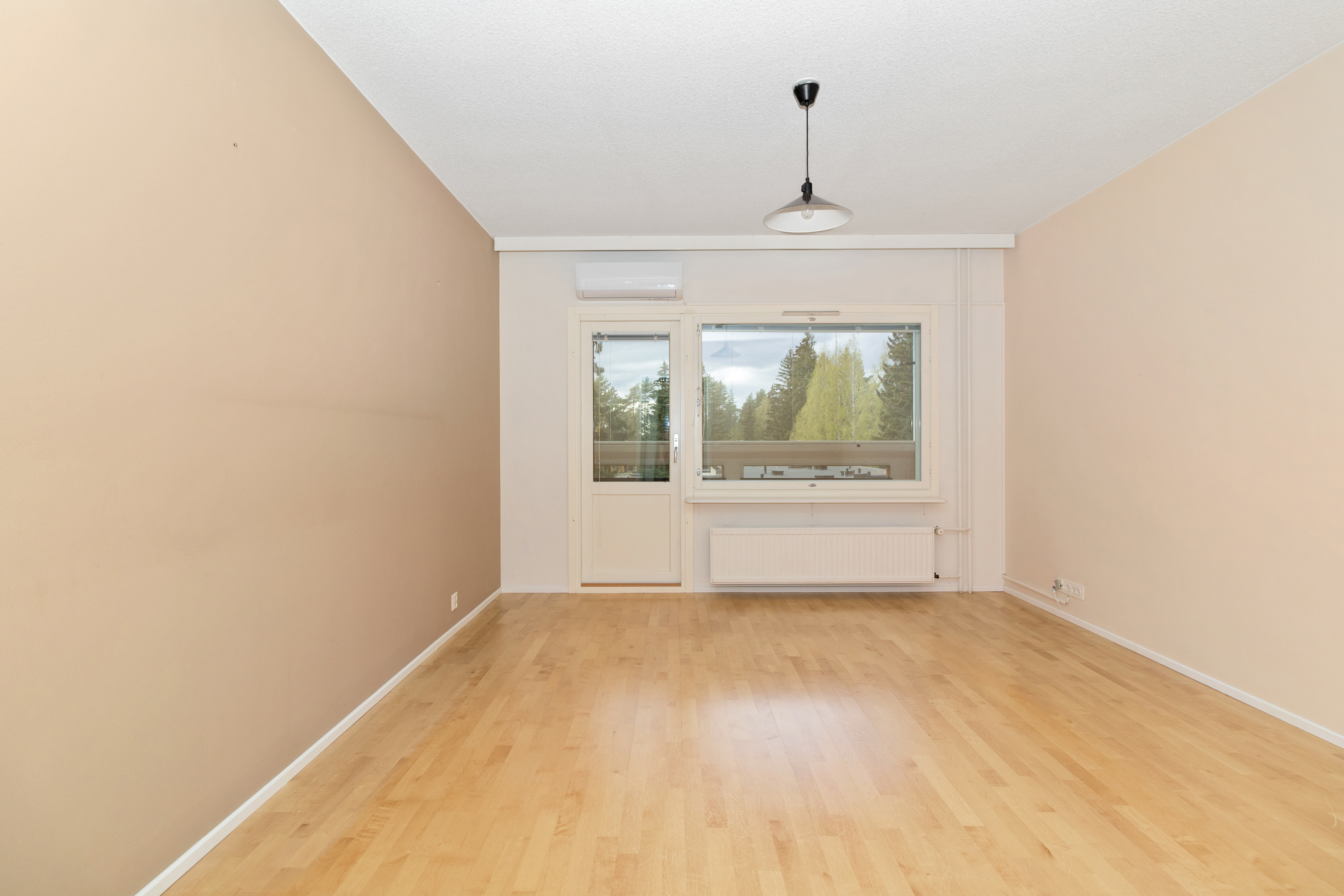 Retkeilijäntie 7, Puijonlaakso, Kuopio