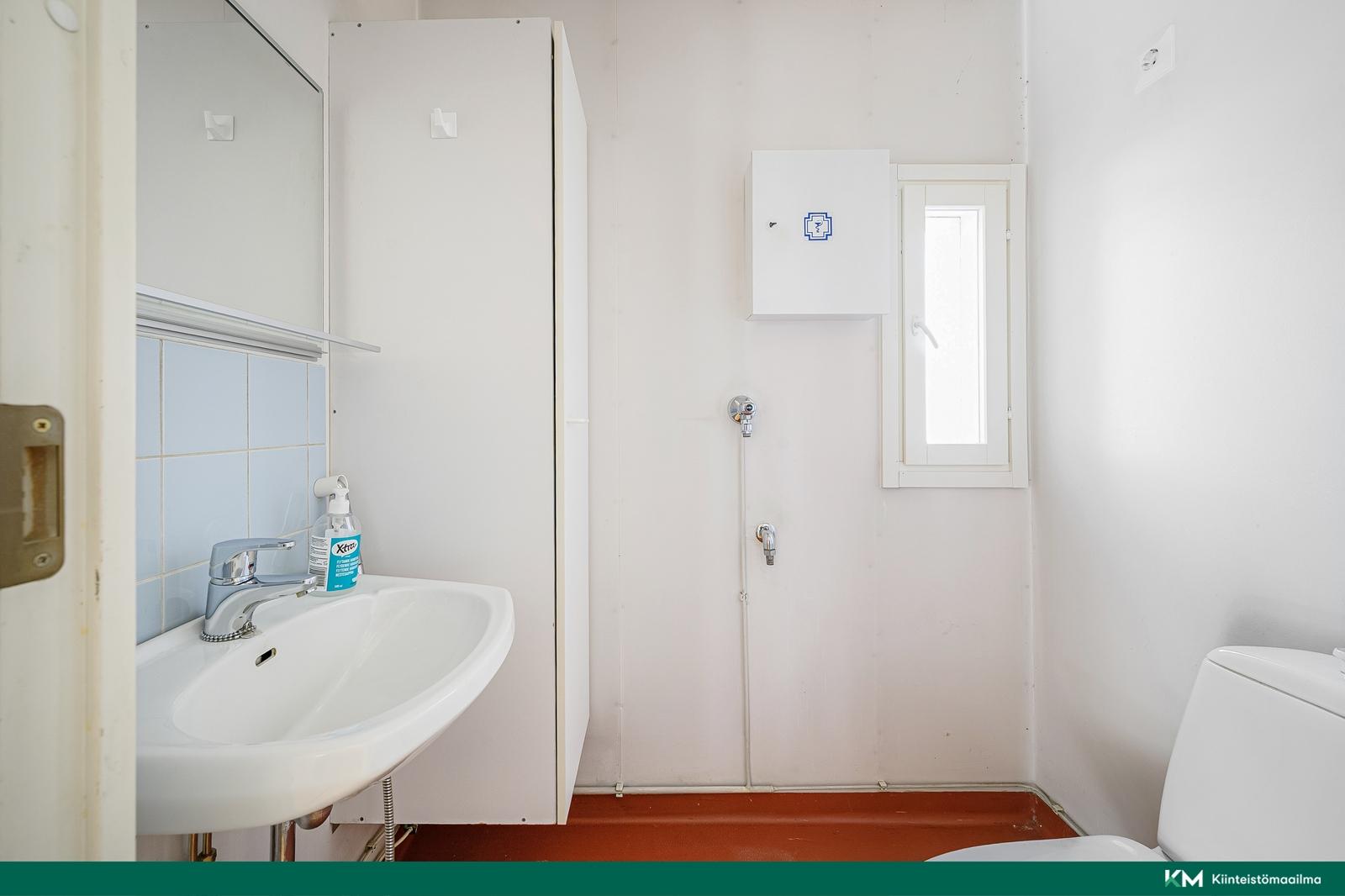 Liuskekuja 8, Pihlajamäki, Helsinki