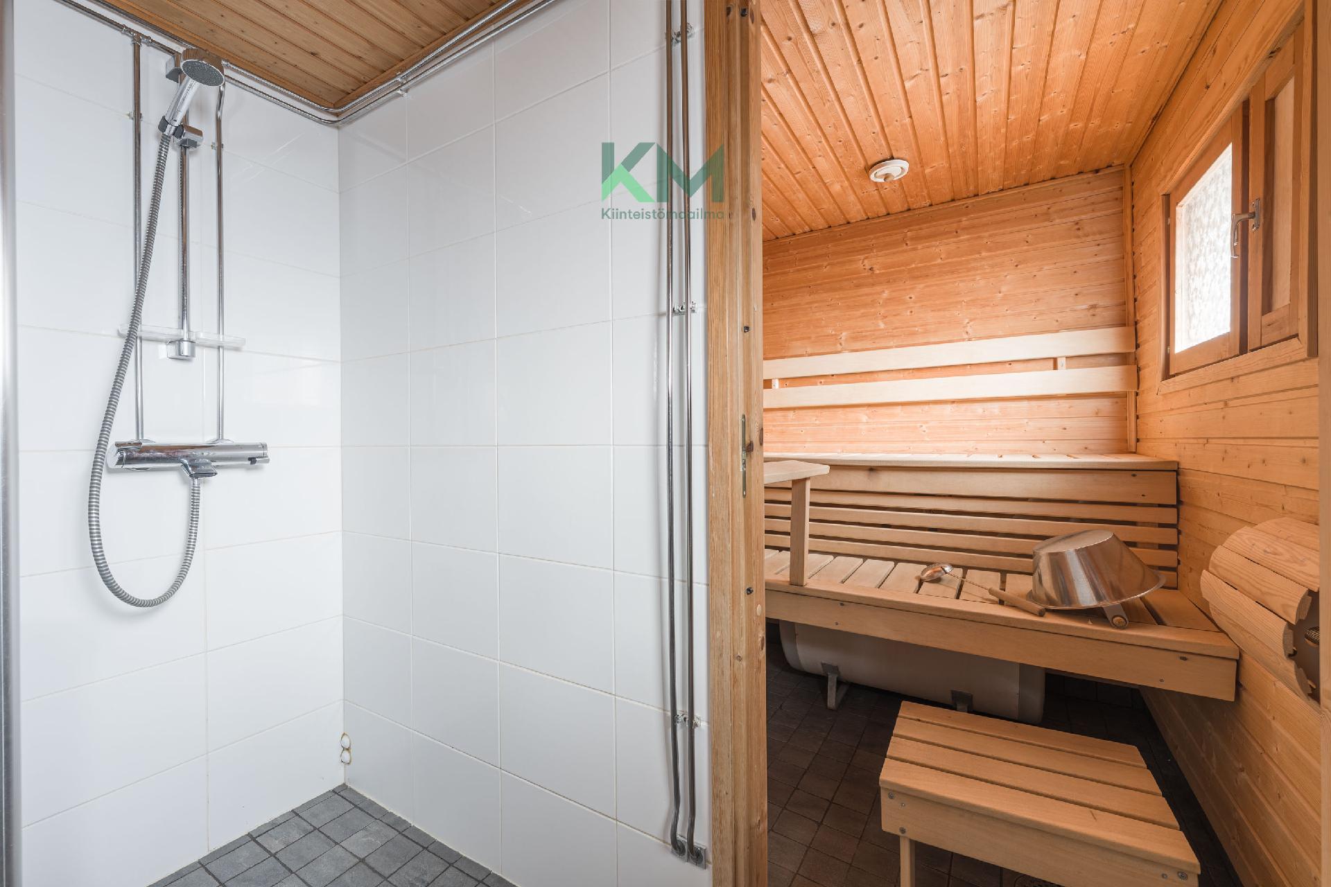 Lomatie 4, Tahkovuori, Kuopio