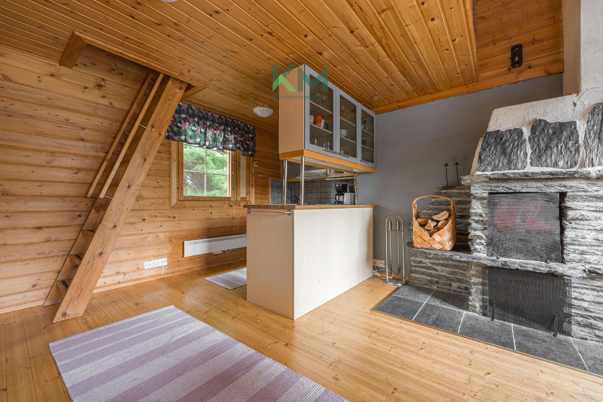 Luvassa tunnelmointia takkatulen äärellä