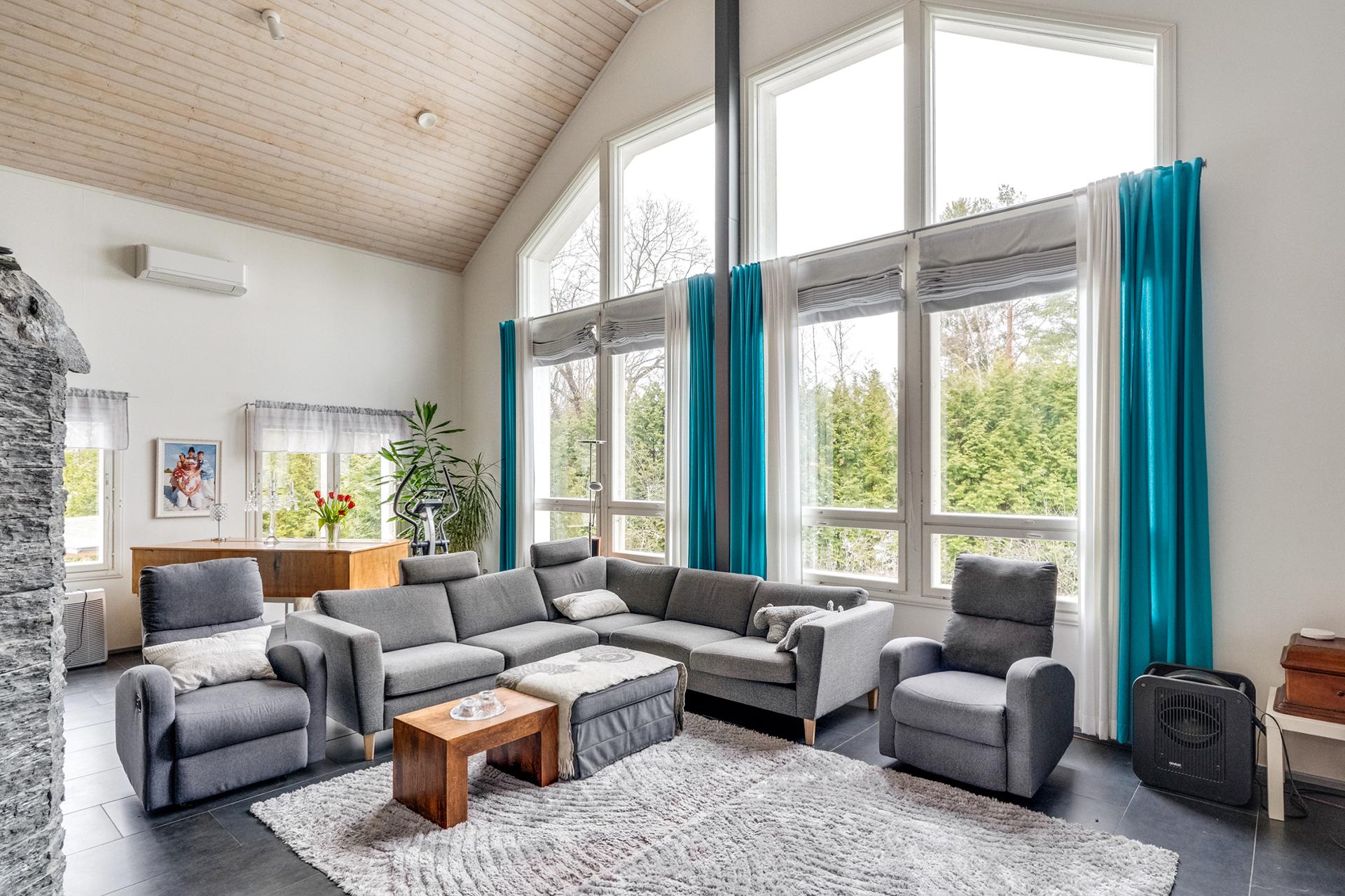 Keskuskatu 12, Haikka, Pirkkala