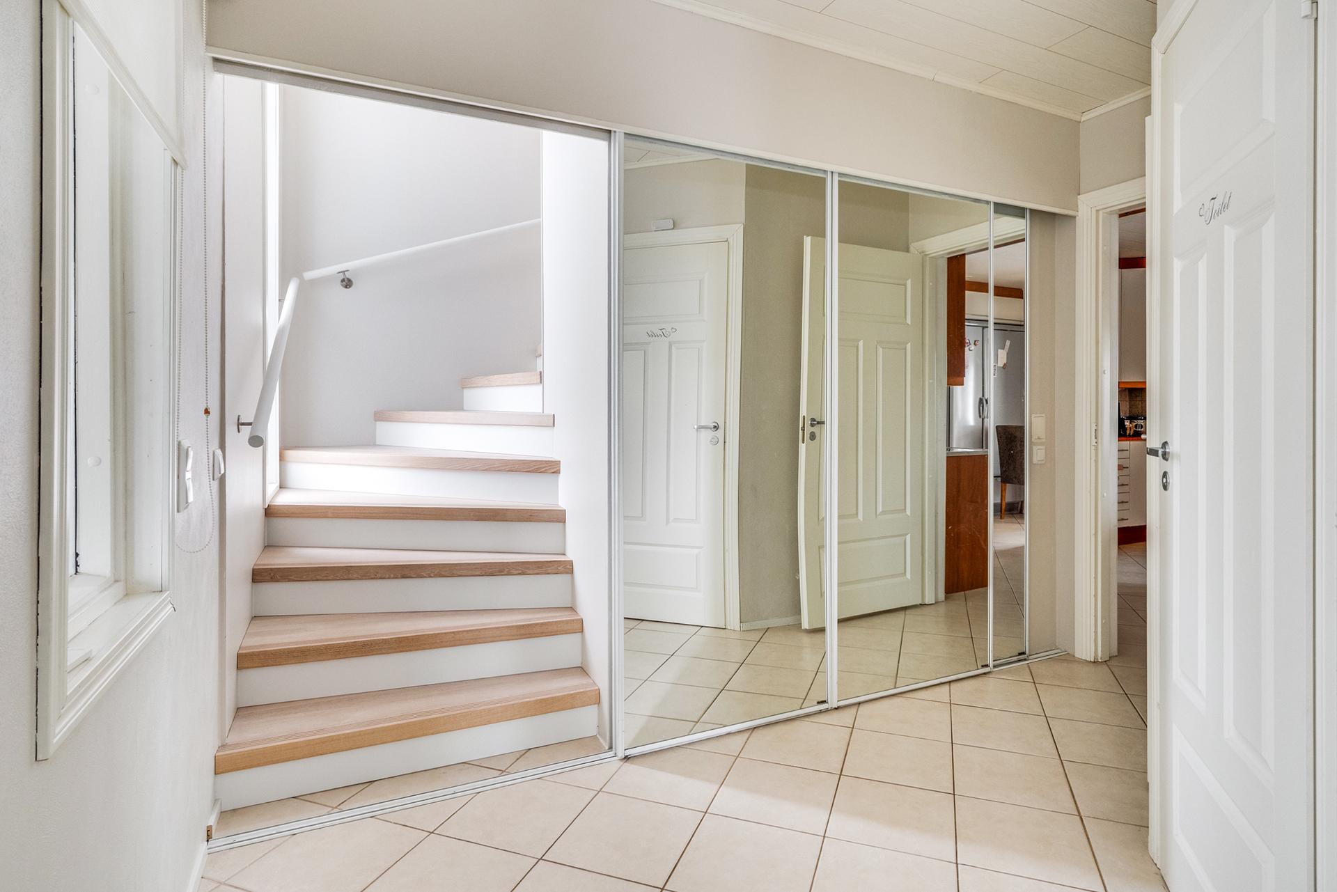 Keskuskatu 12, Haikka, Pirkkala