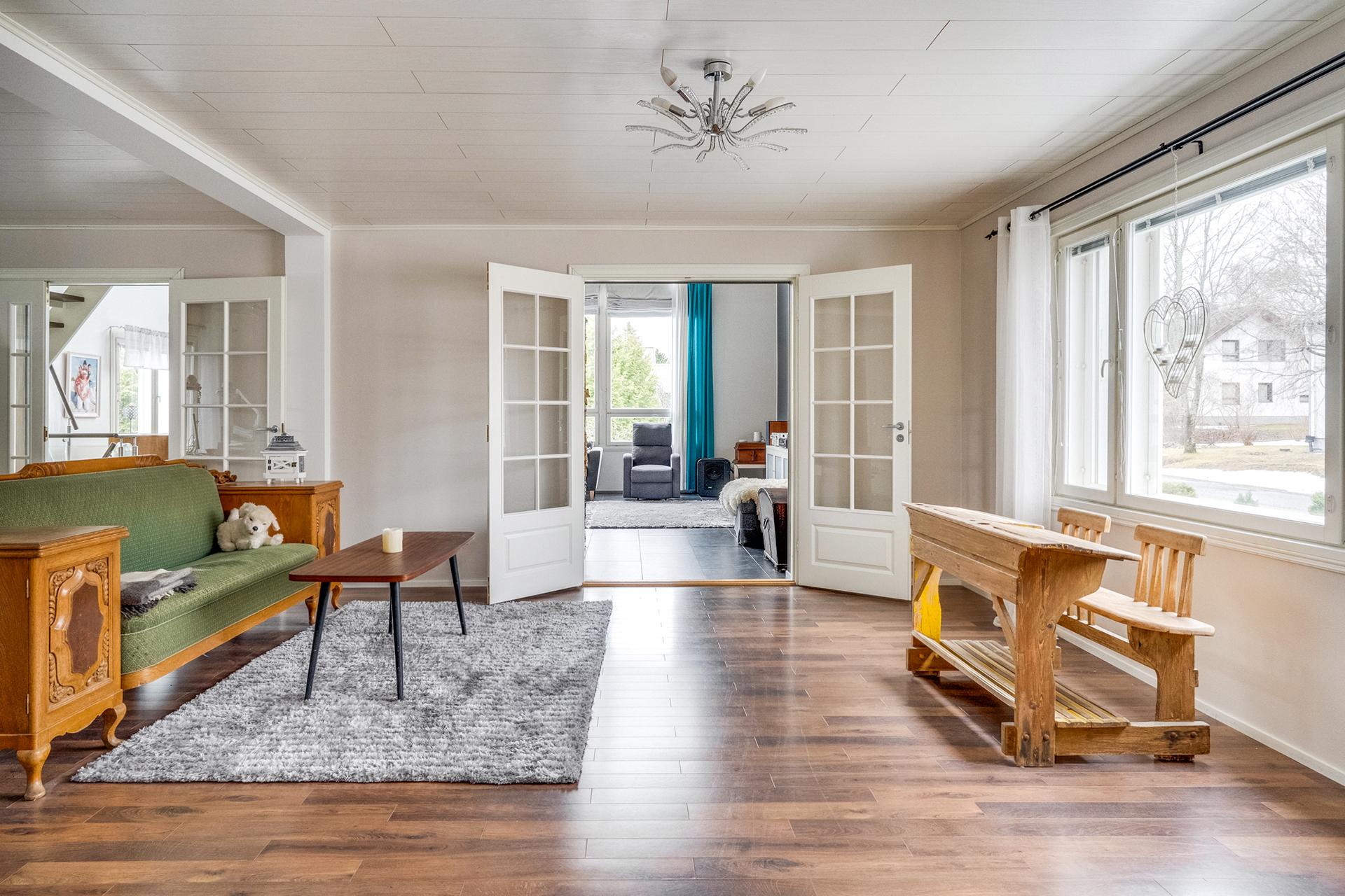 Keskuskatu 12, Haikka, Pirkkala