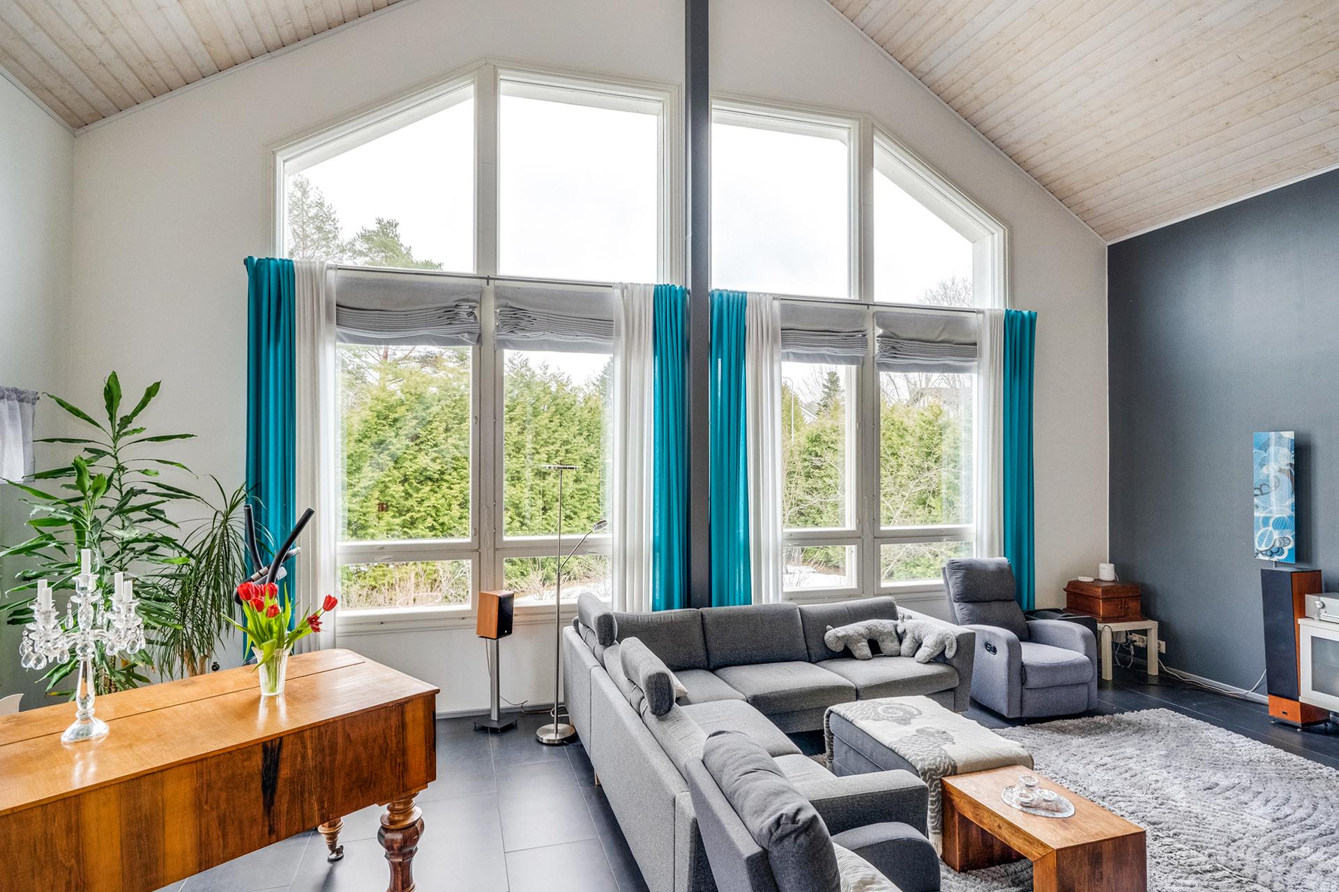 Keskuskatu 12, Haikka, Pirkkala