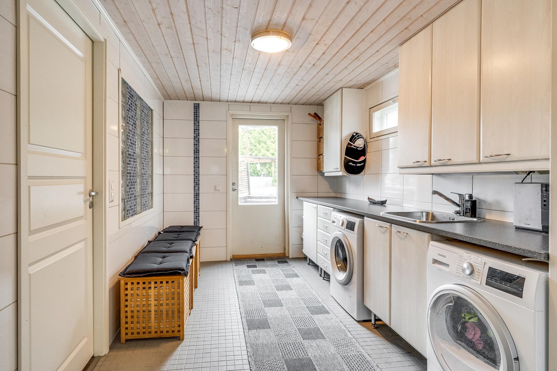 Keskuskatu 12, Haikka, Pirkkala