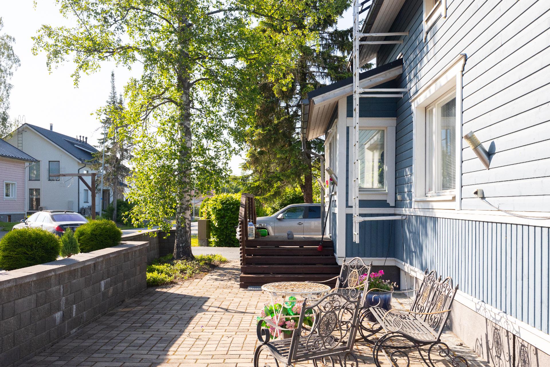 Keskuskatu 12, Haikka, Pirkkala