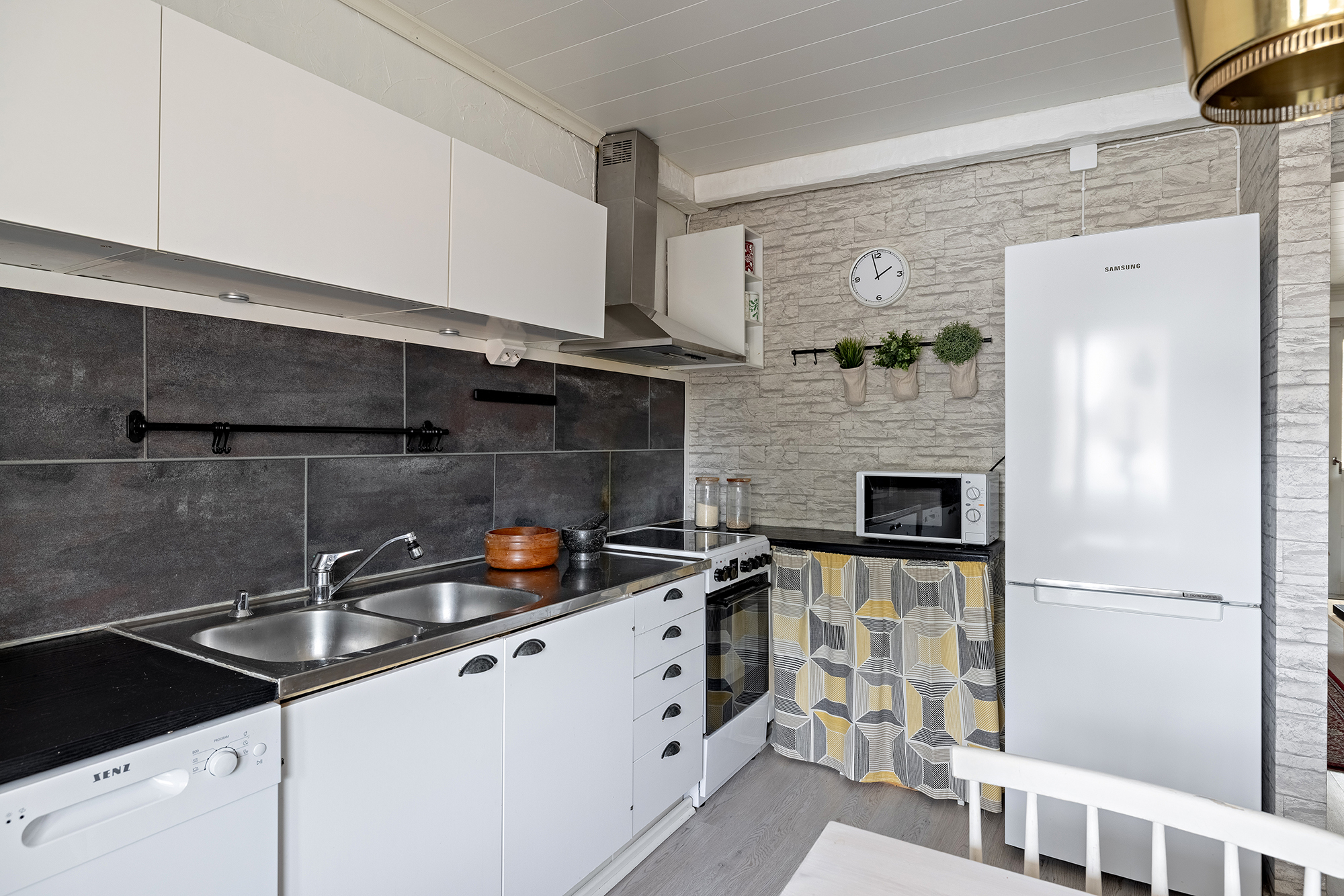 Hanhitie 2, Höyhtyä, Oulu