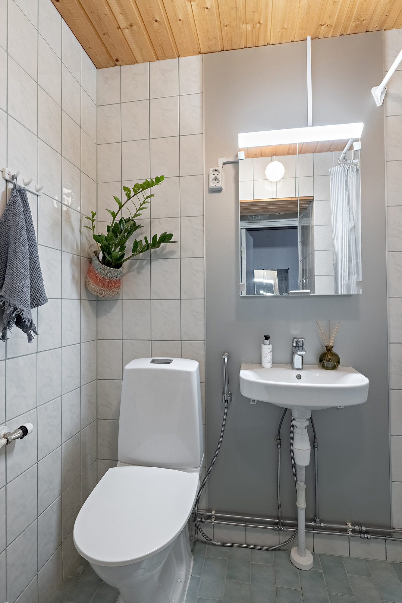 Hanhitie 2, Höyhtyä, Oulu