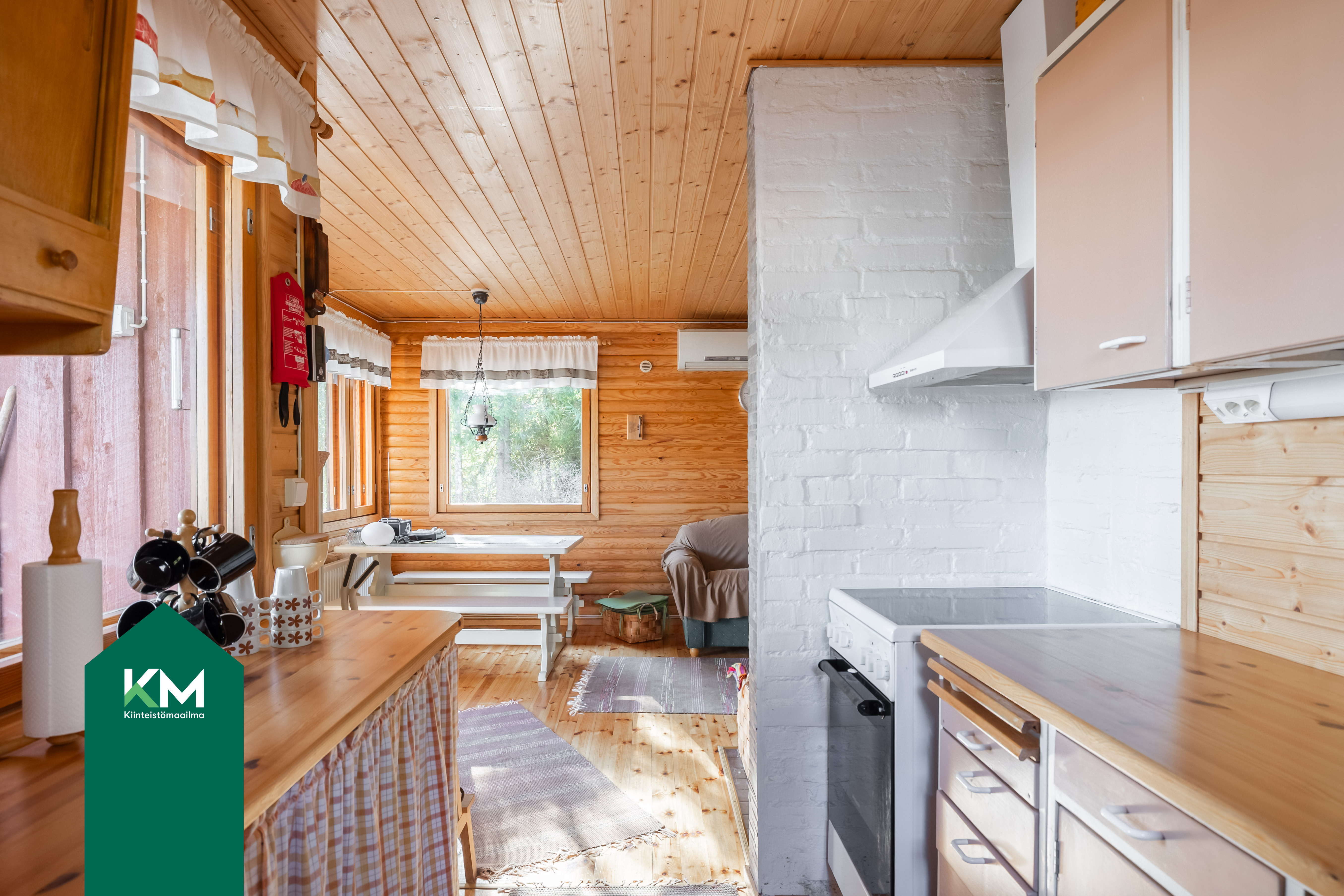 Keittokomerossa sähköliesi