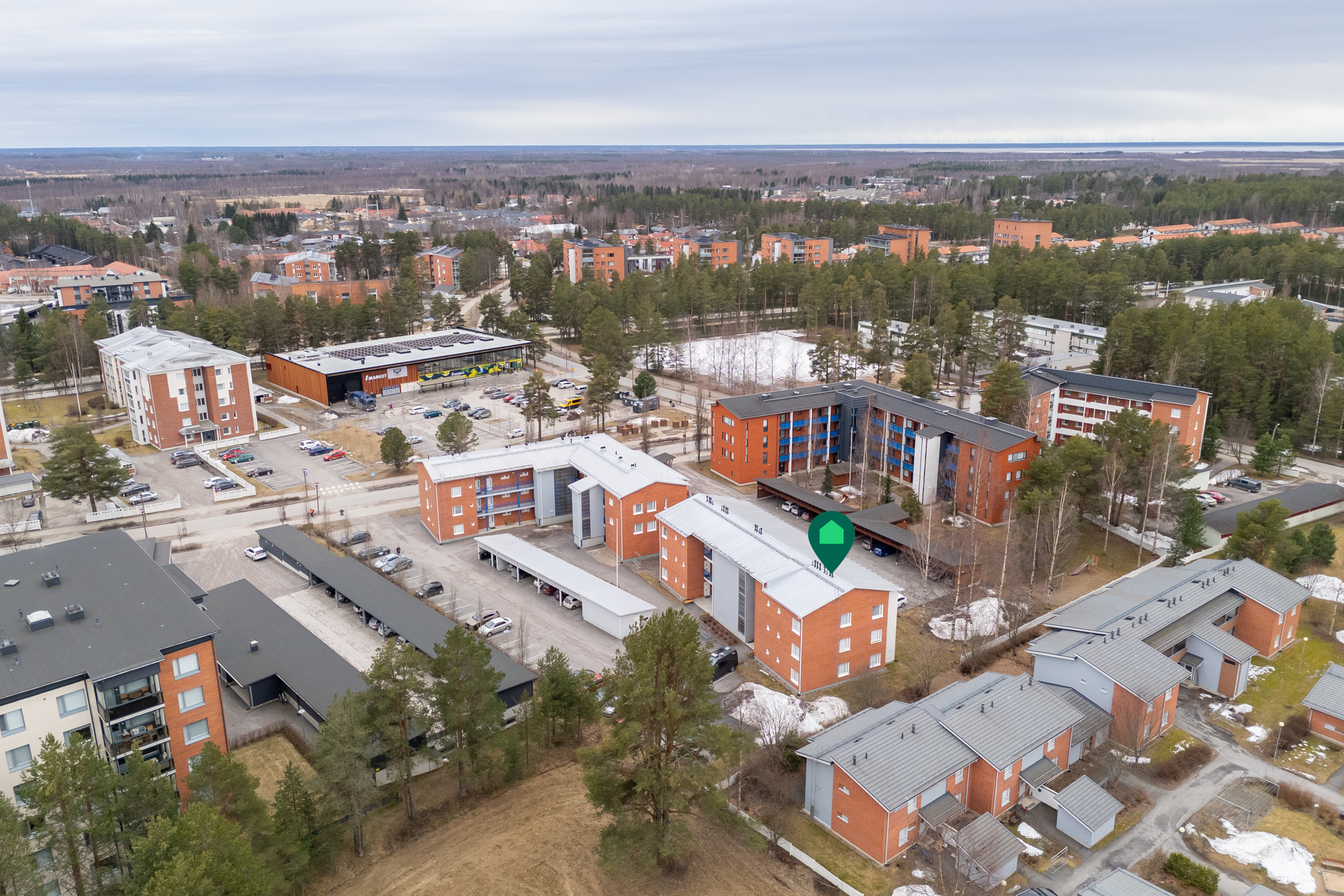 Kirkkotie 10, Keskusta, Kempele