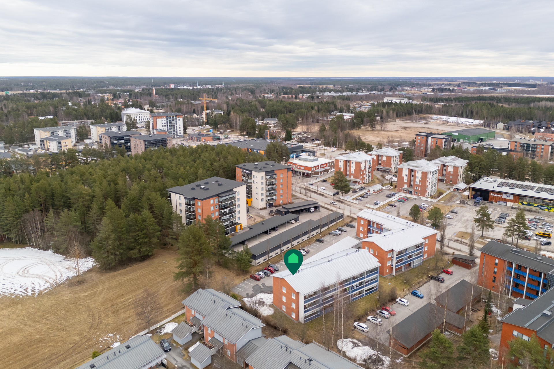 Kirkkotie 10, Keskusta, Kempele