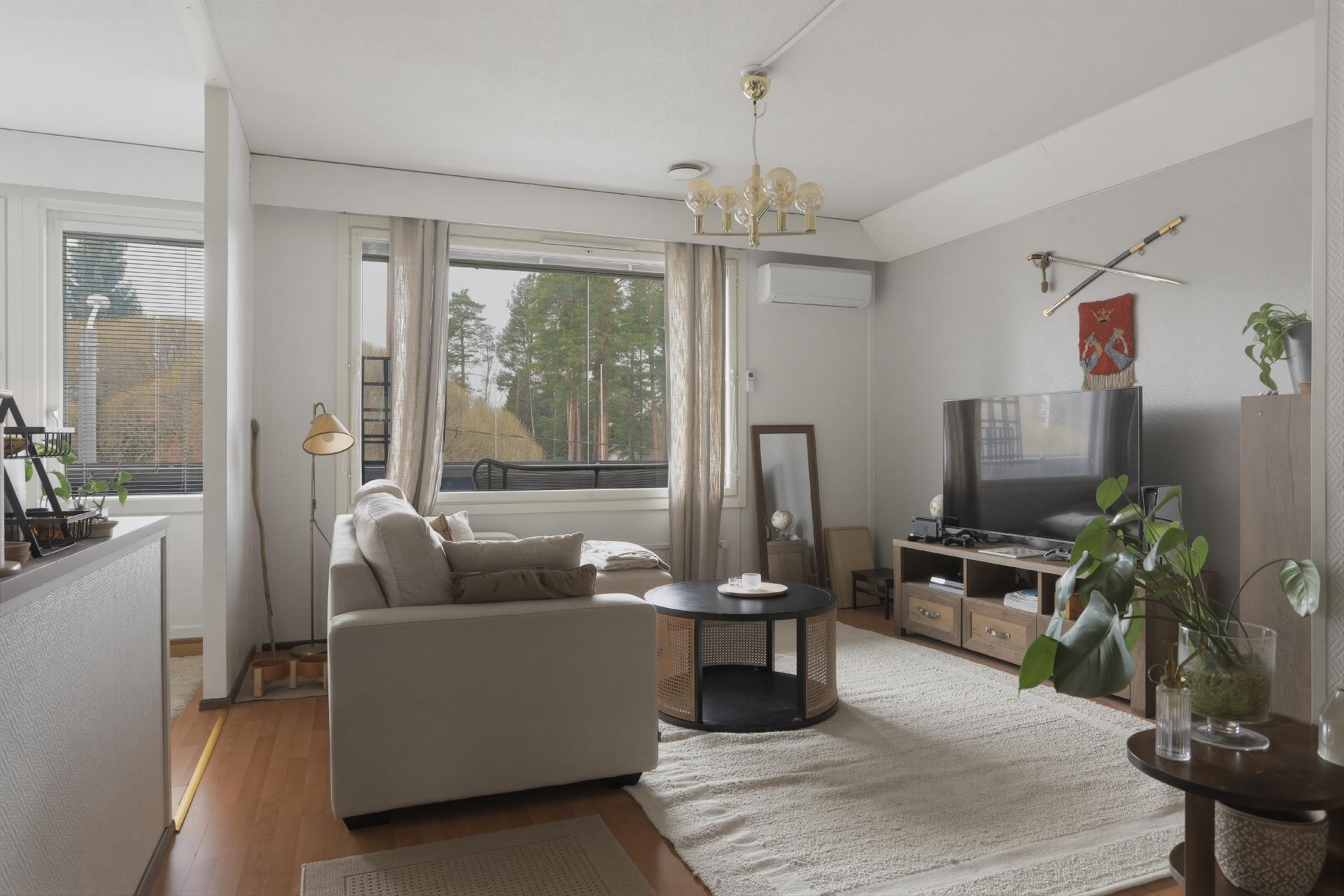 Jokelantörmäntie 4, Kukkuramäki, Kouvola