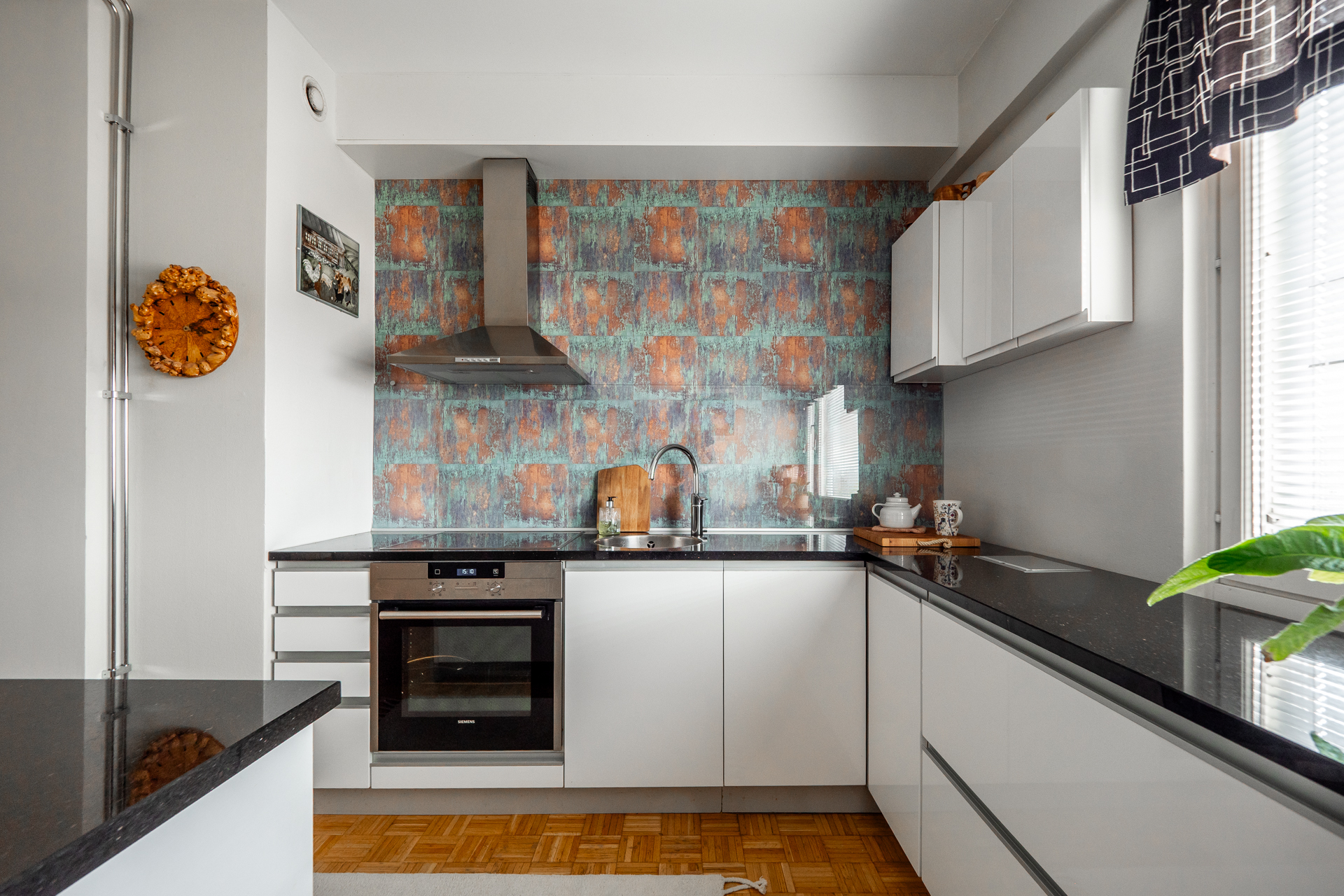 Kaunis, persoonallinen keittiö