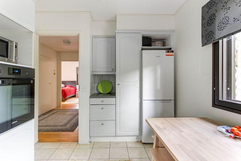 Larin Parasken polku 21, Kannelmäki, Helsinki