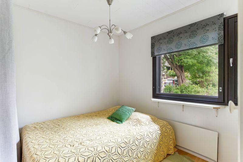 Larin Parasken polku 21, Kannelmäki, Helsinki