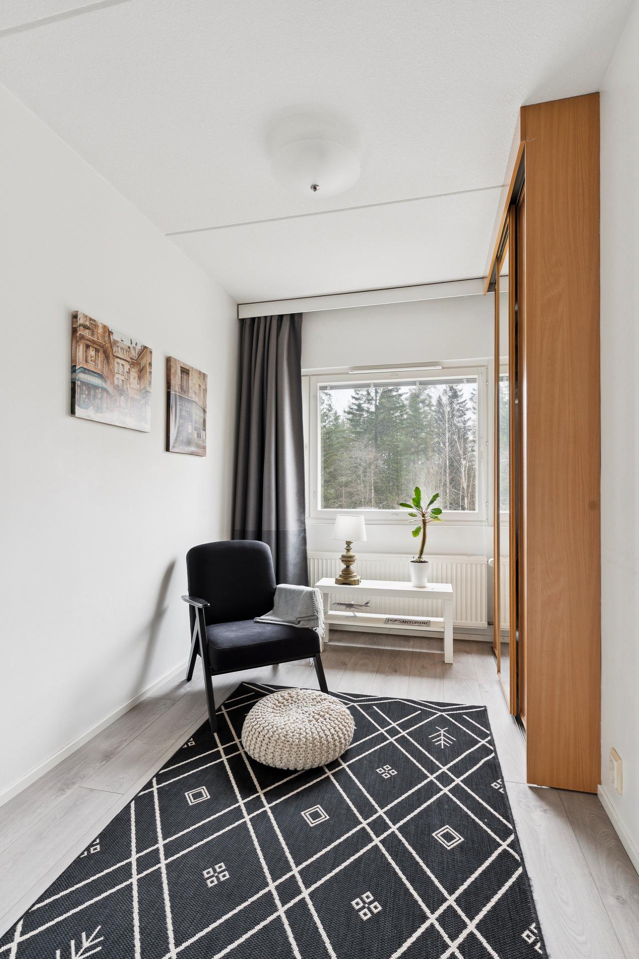 Piikuja 9, Myyrmäki, Vantaa