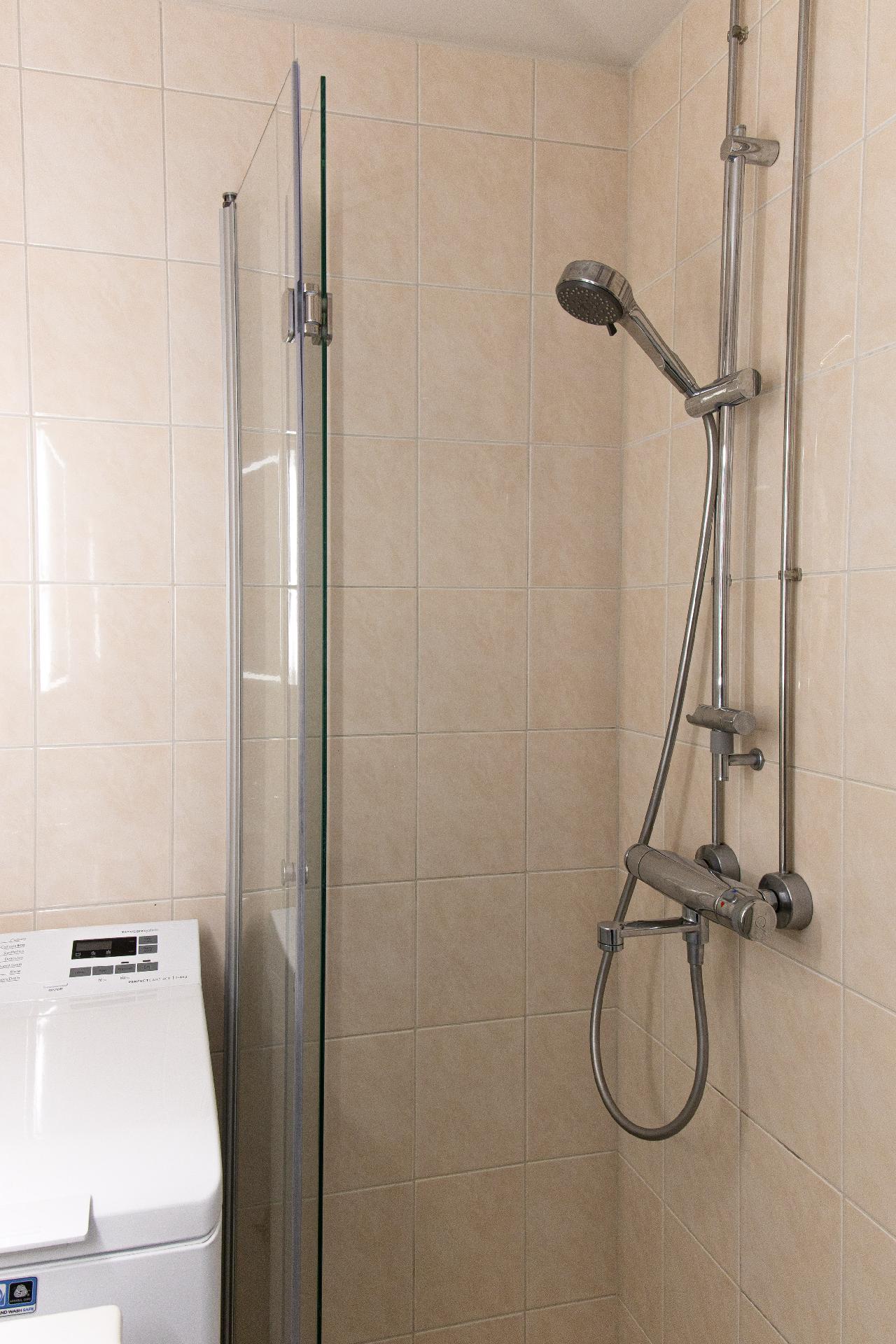 Puhujanpolku 1, Mäkkylä, Espoo