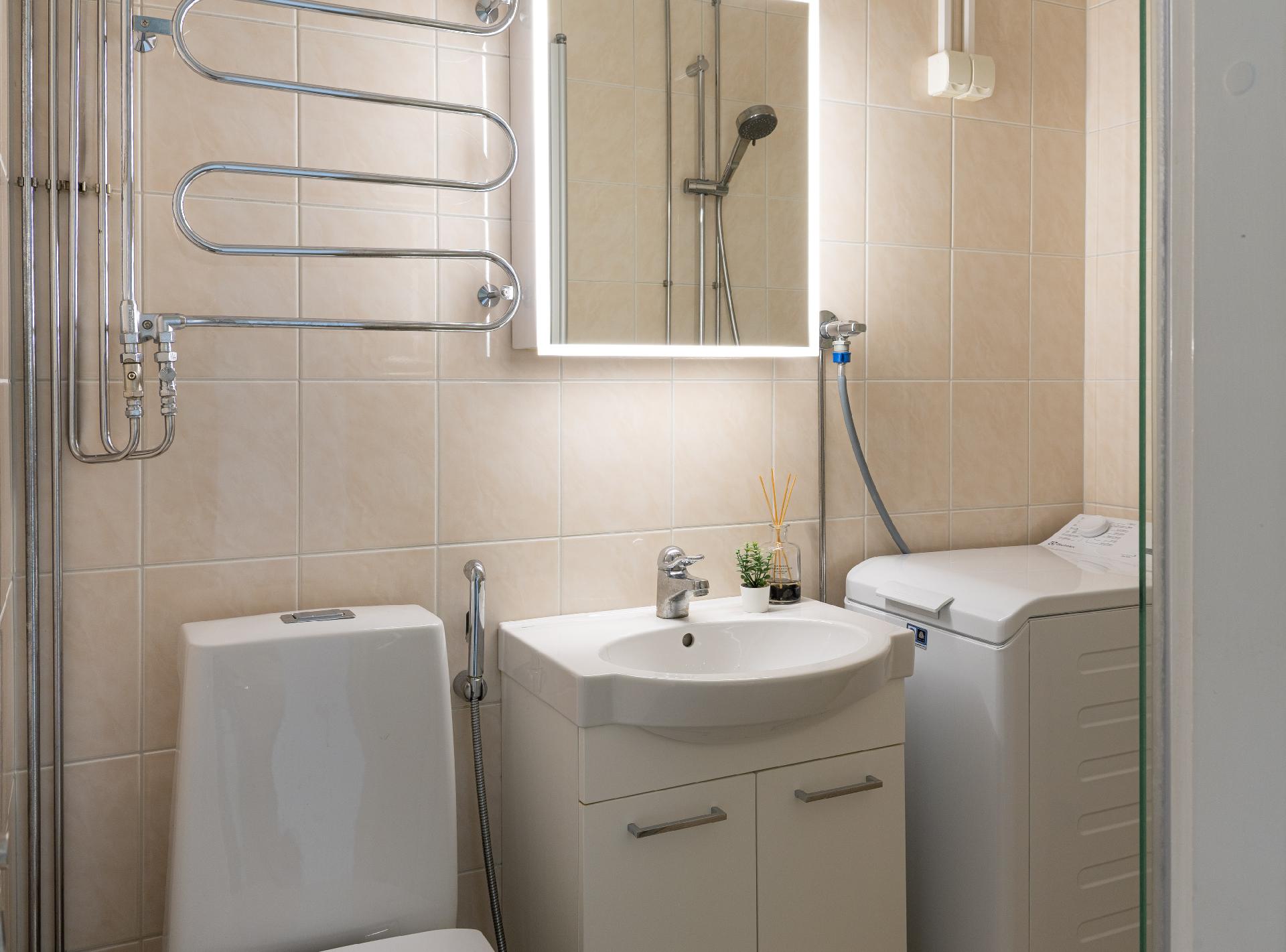 Puhujanpolku 1, Mäkkylä, Espoo