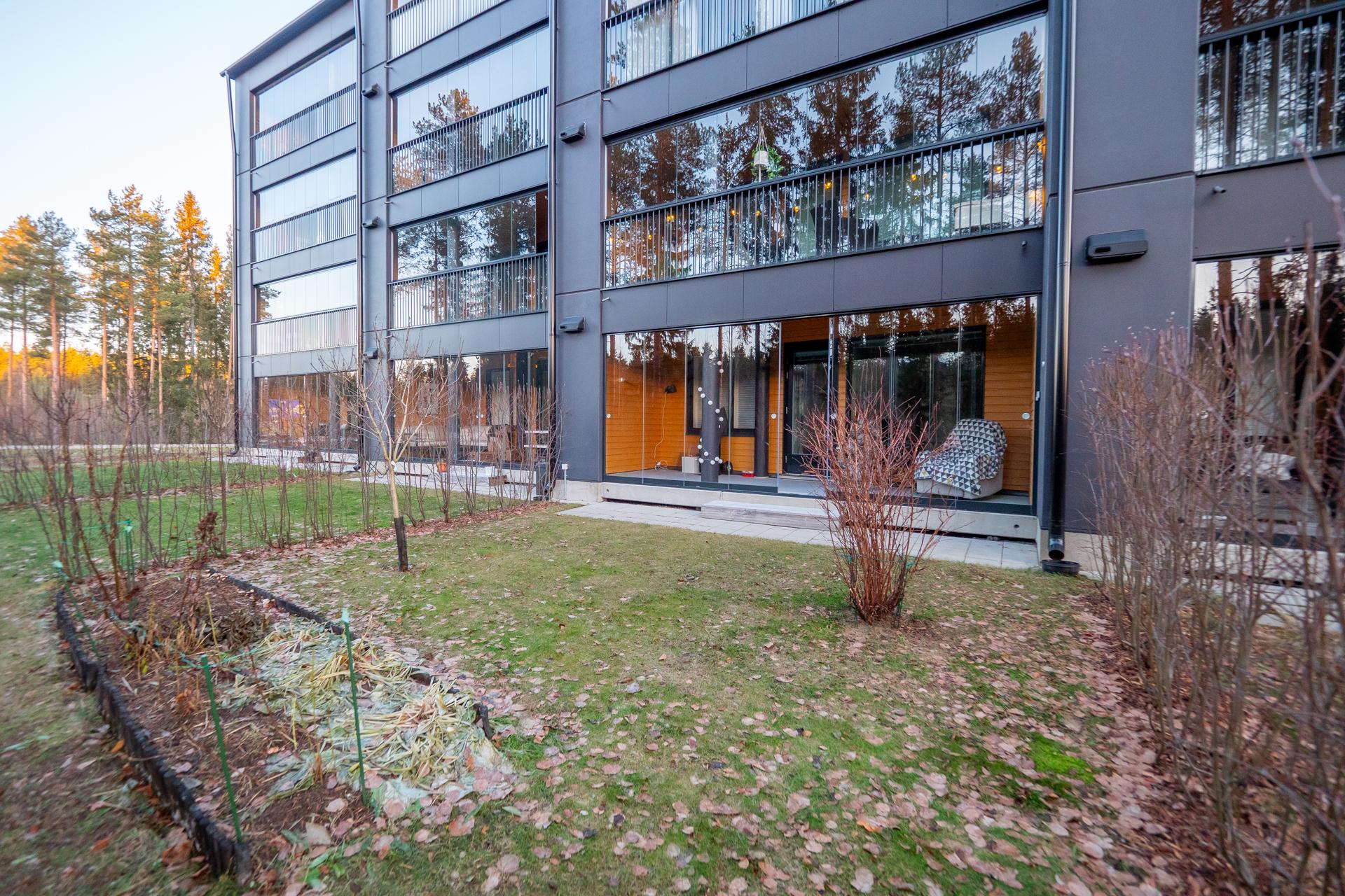 Muuripadantie 1, Kiulukangas, Oulu