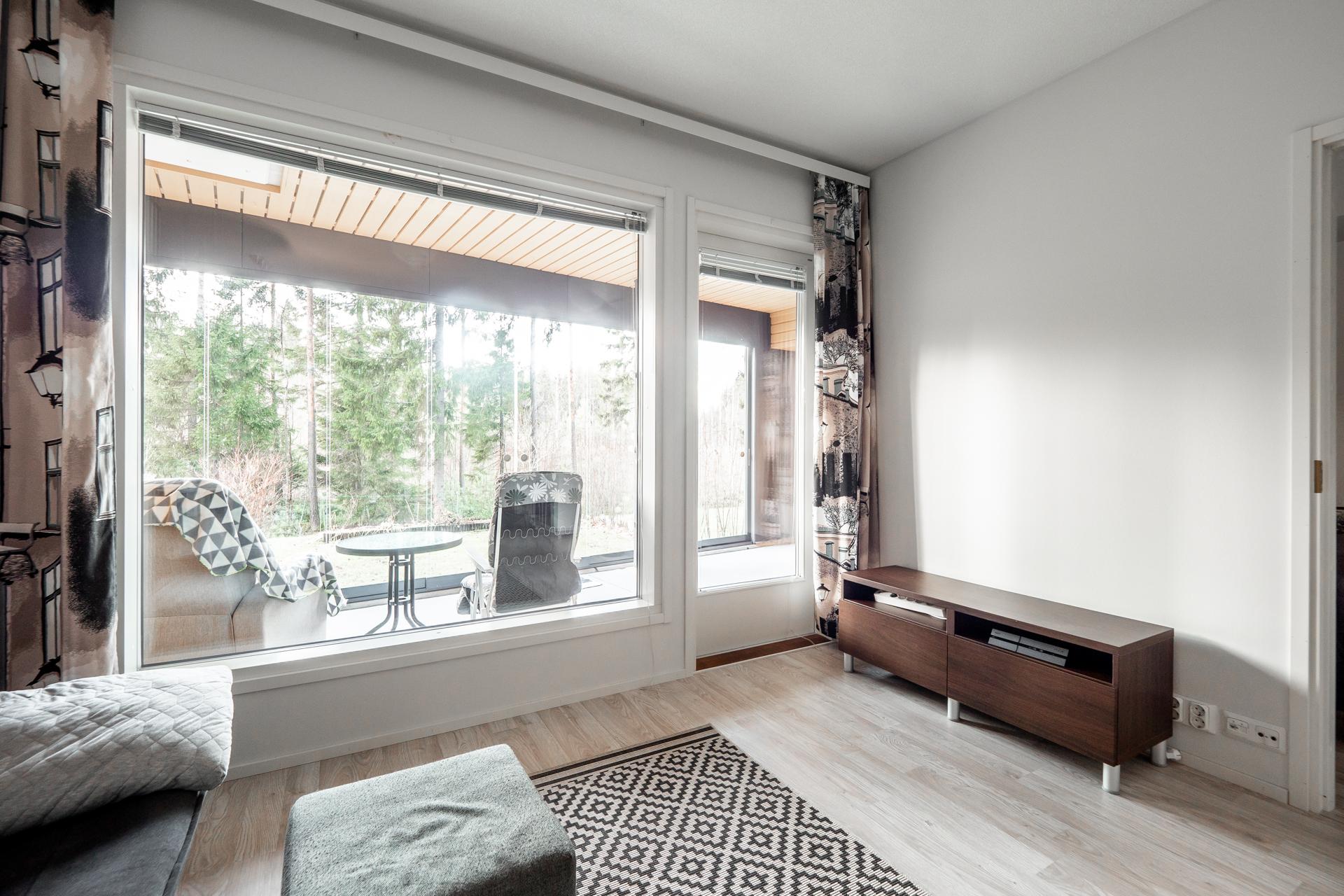 Muuripadantie 1, Kiulukangas, Oulu