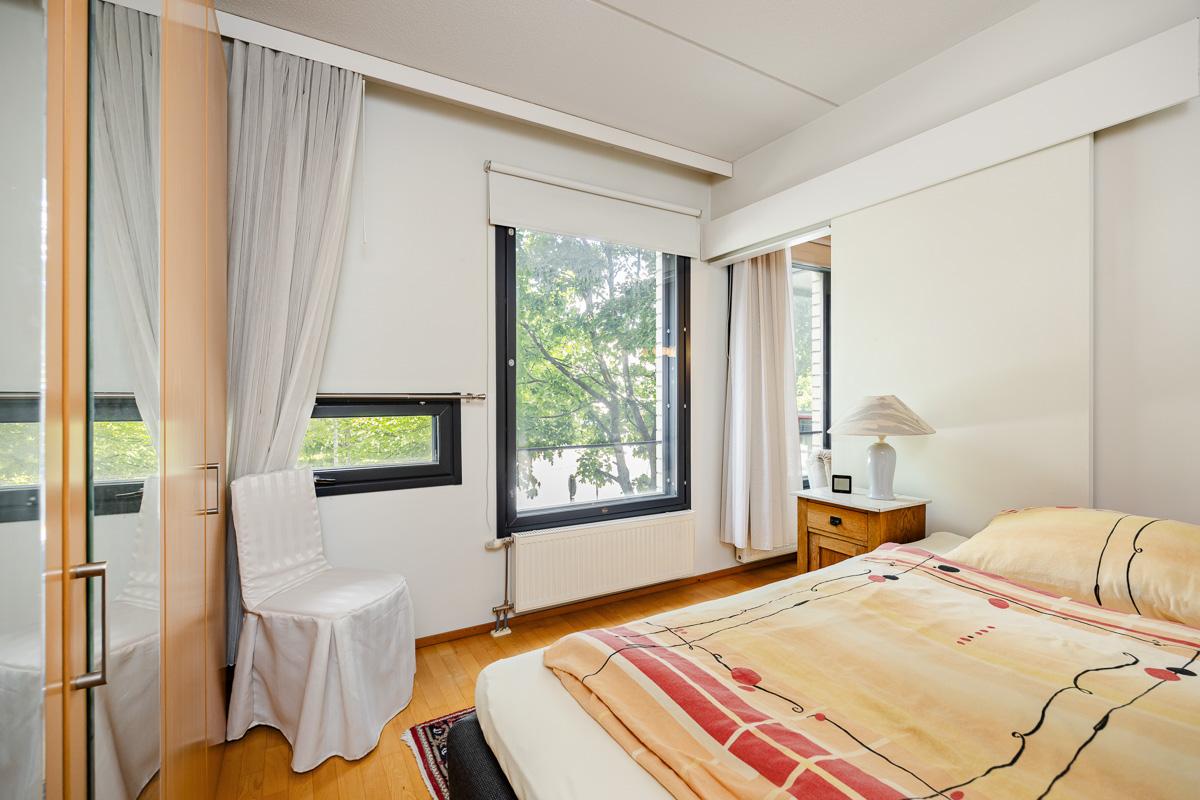 Orvokkikuja 6, Tikkurila, Vantaa