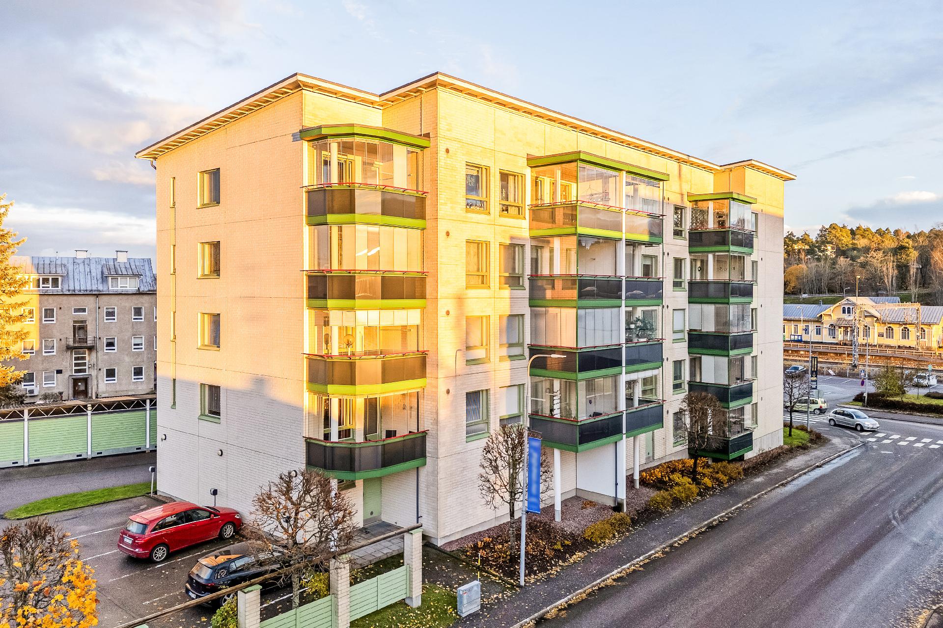 Nils Grabbenkatu 1, Karjaa, Raasepori