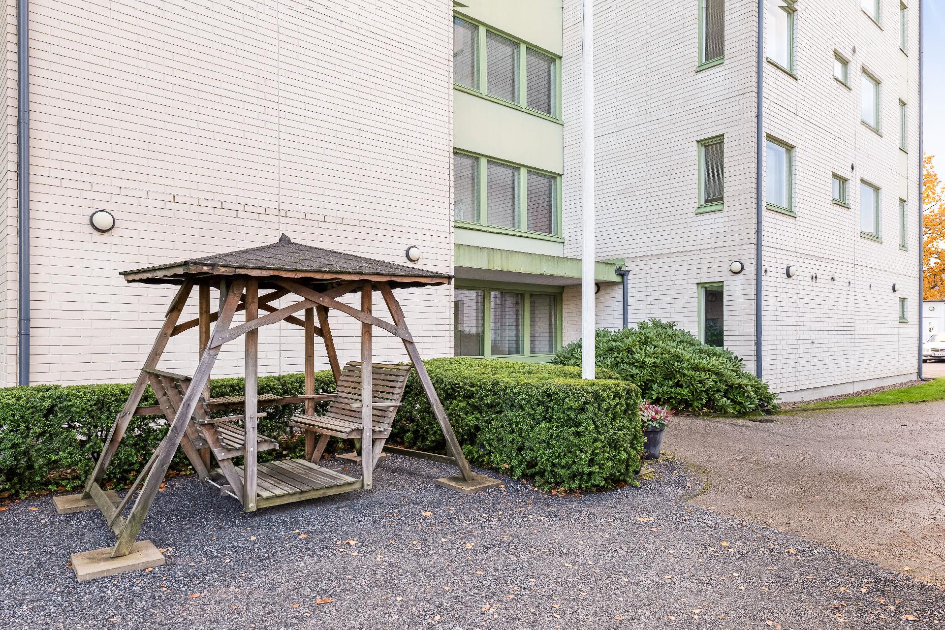 Nils Grabbenkatu 1, Karjaa, Raasepori