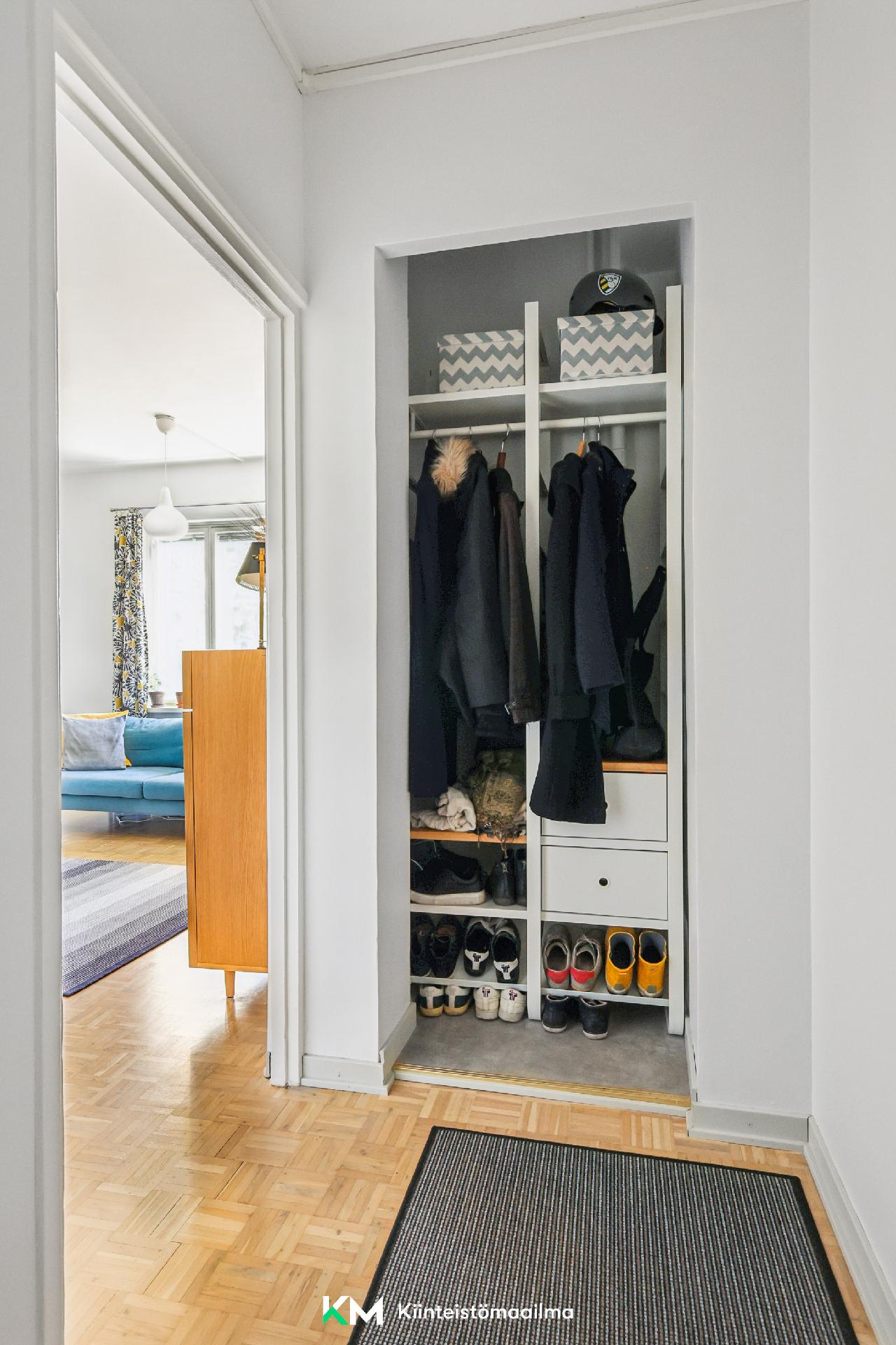 Taivaanvuohentie 10, Lauttasaari, Helsinki