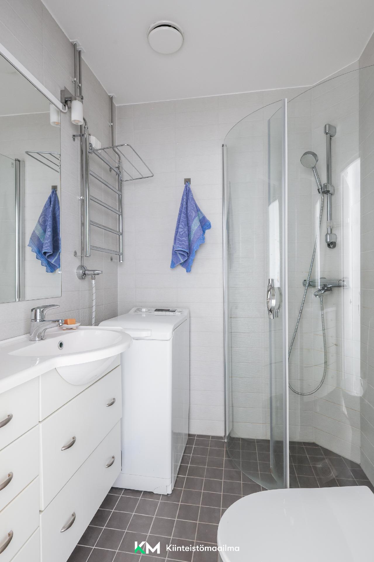 Taivaanvuohentie 10, Lauttasaari, Helsinki