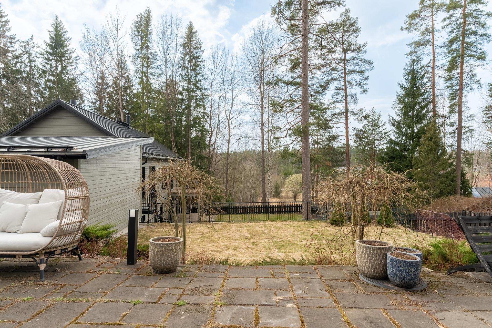 Jondalintie 6, Kauniainen, Kauniainen