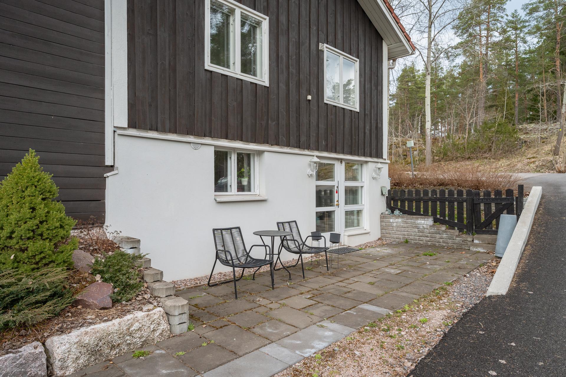 Jondalintie 6, Kauniainen, Kauniainen