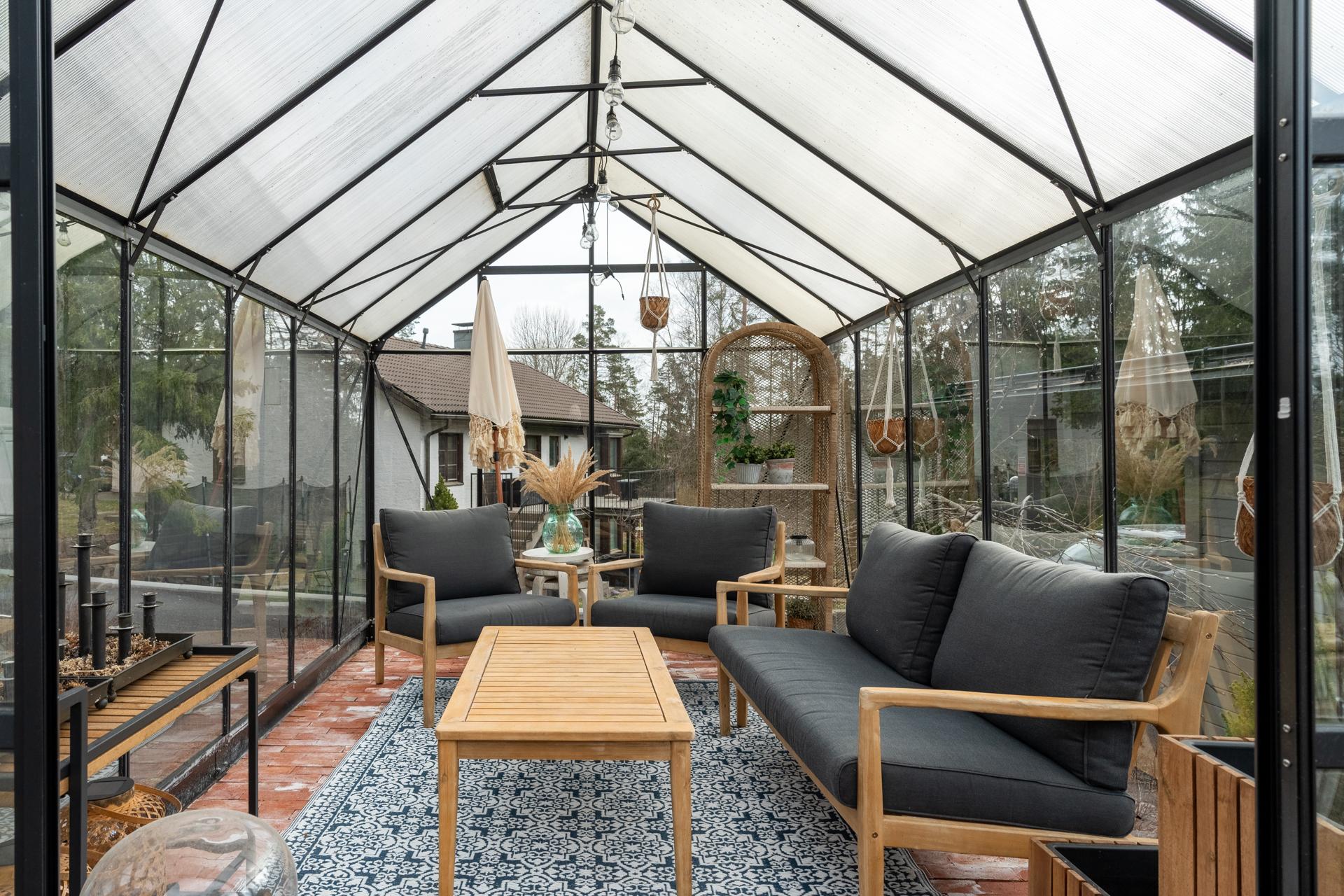 Jondalintie 6, Kauniainen, Kauniainen