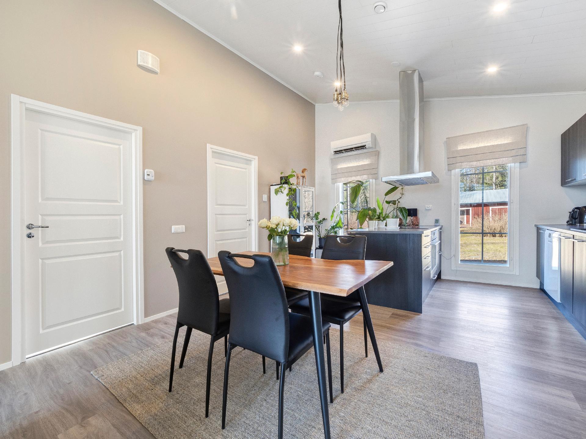 Vasaraniementie 19, Polvijärvi