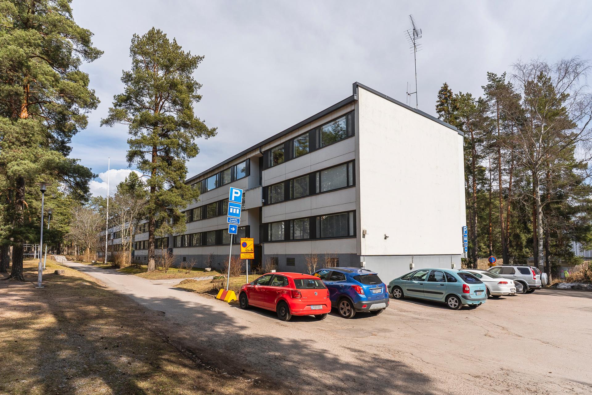 Merikorttitie 1, Vuosaari, Helsinki