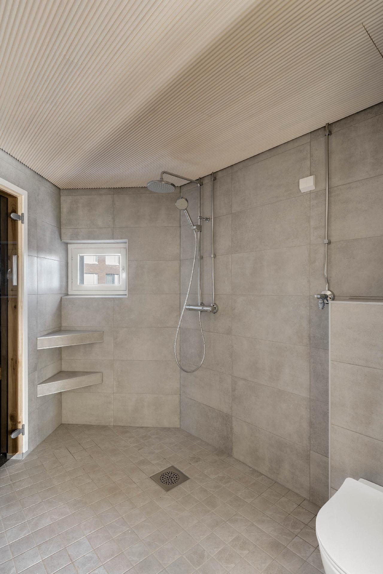 Armas Launiksen katu 11, Leppävaara, Espoo