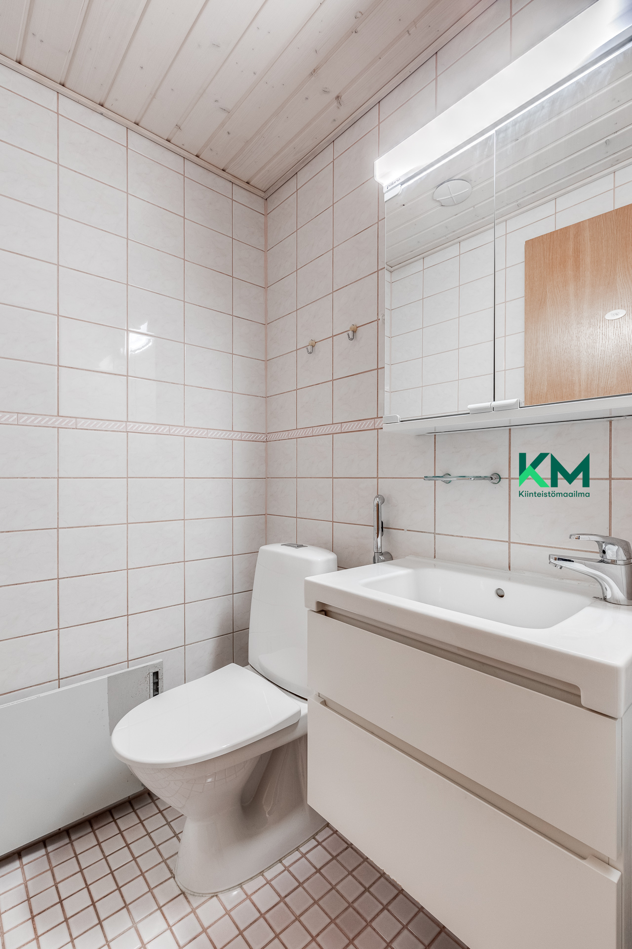 Pakilantie 103, Paloheinä, HELSINKI