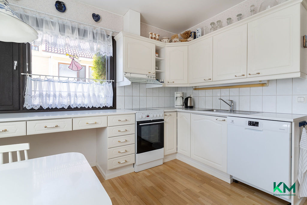 Kirkkoladonkatu 24a, Pappila, Tampere