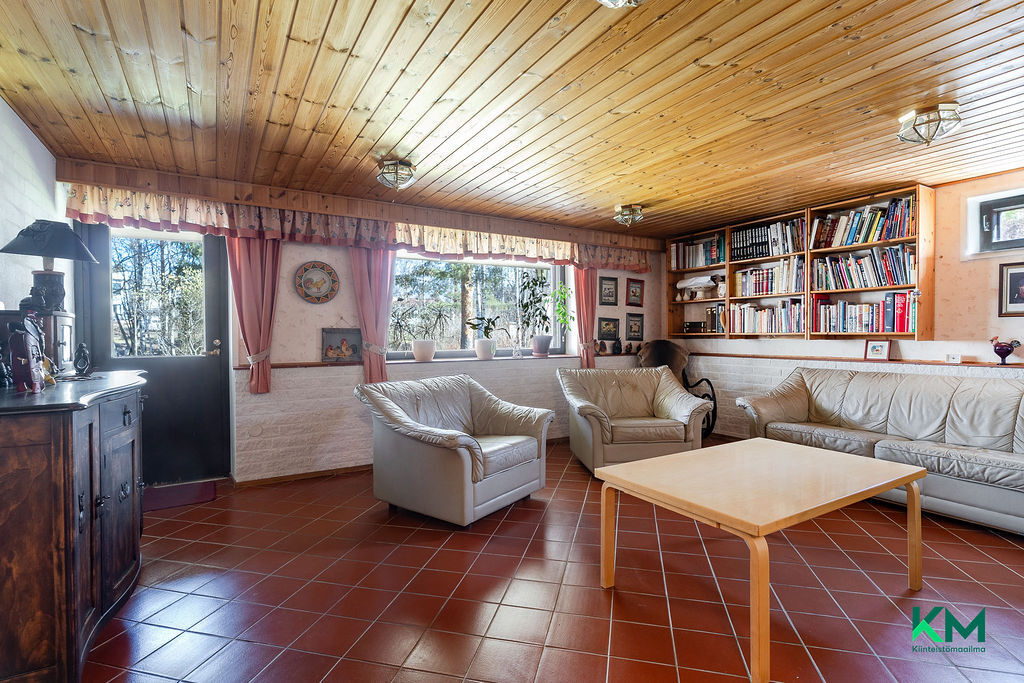 Kirkkoladonkatu 24a, Pappila, Tampere