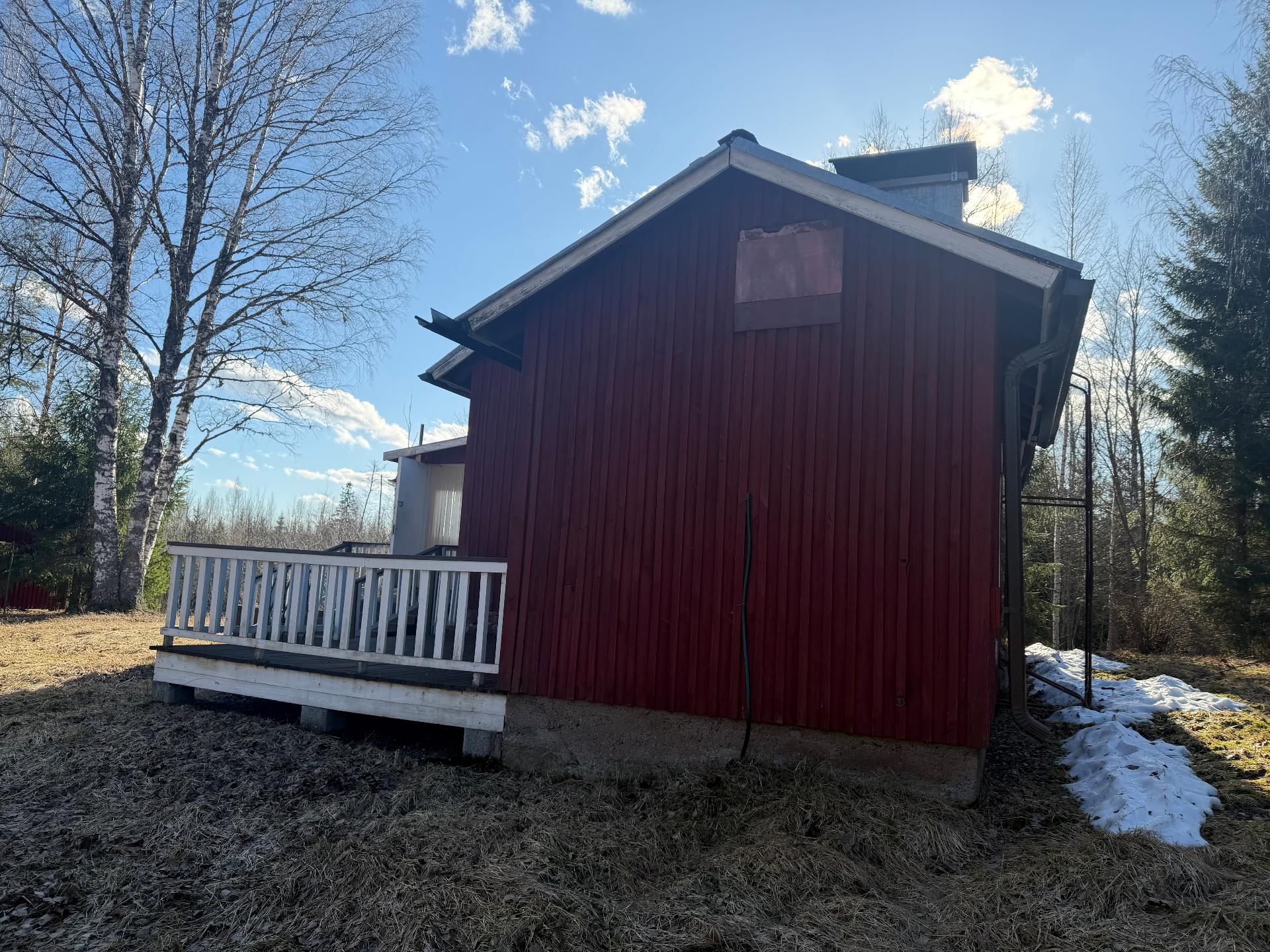 Etelä-Mäkiahontie 24, Juva