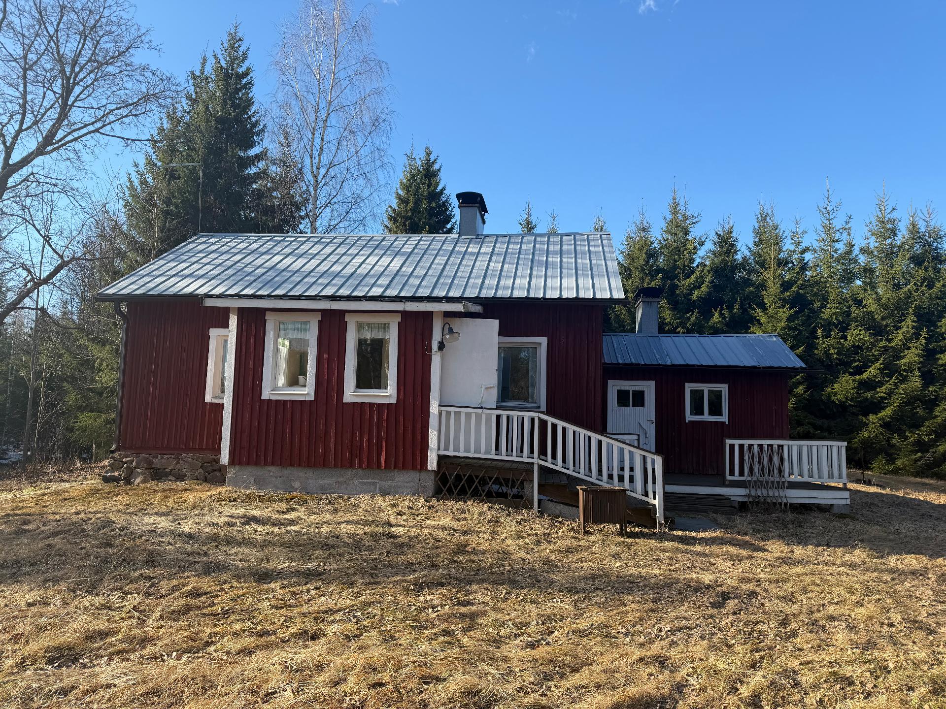 Etelä-Mäkiahontie 24, Juva