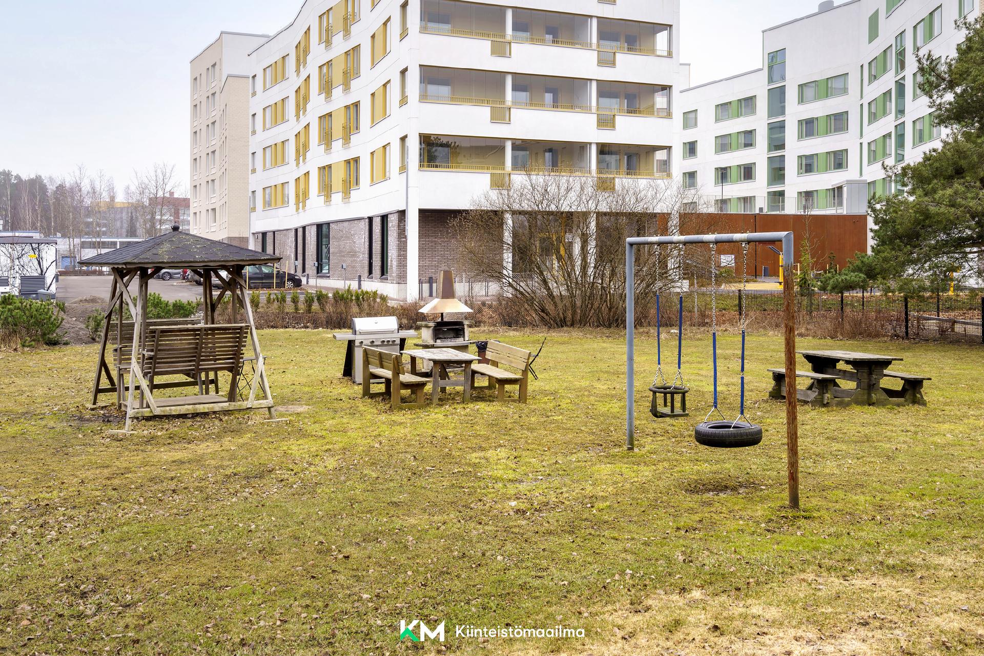 Kotitontuntie 6-8, Tontunmäki, Espoo