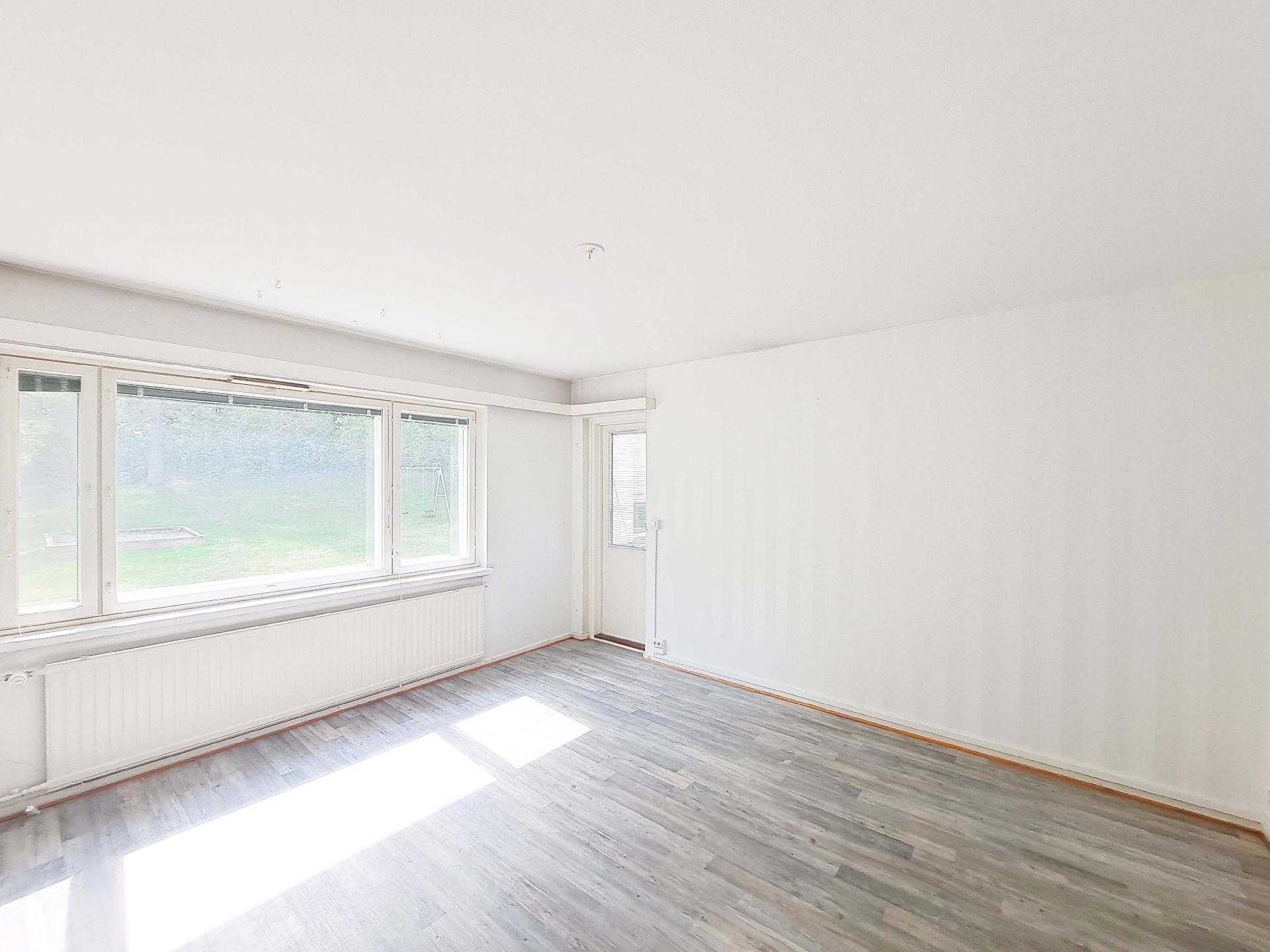 Vesitorninkatu 8, Lehmuskylä, Mikkeli