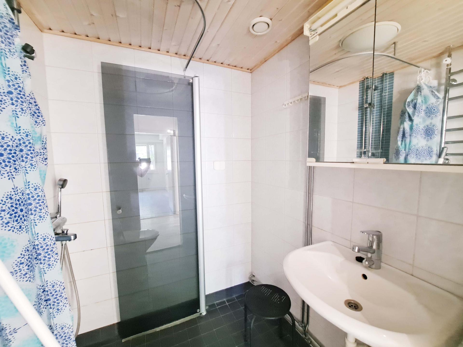 Vesitorninkatu 8, Lehmuskylä, Mikkeli